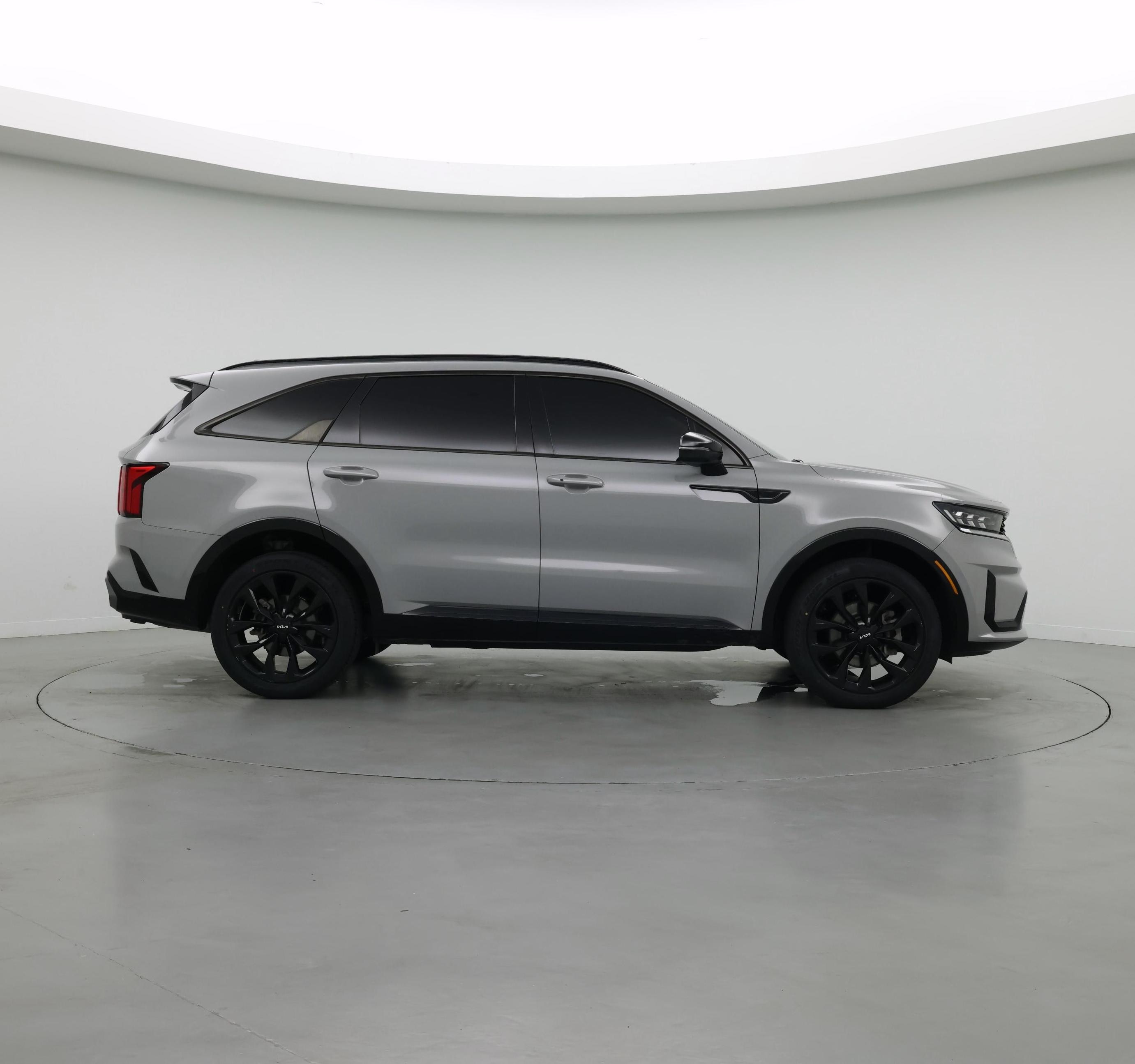 Thumbnail: 2023 Kia Sorento - 7