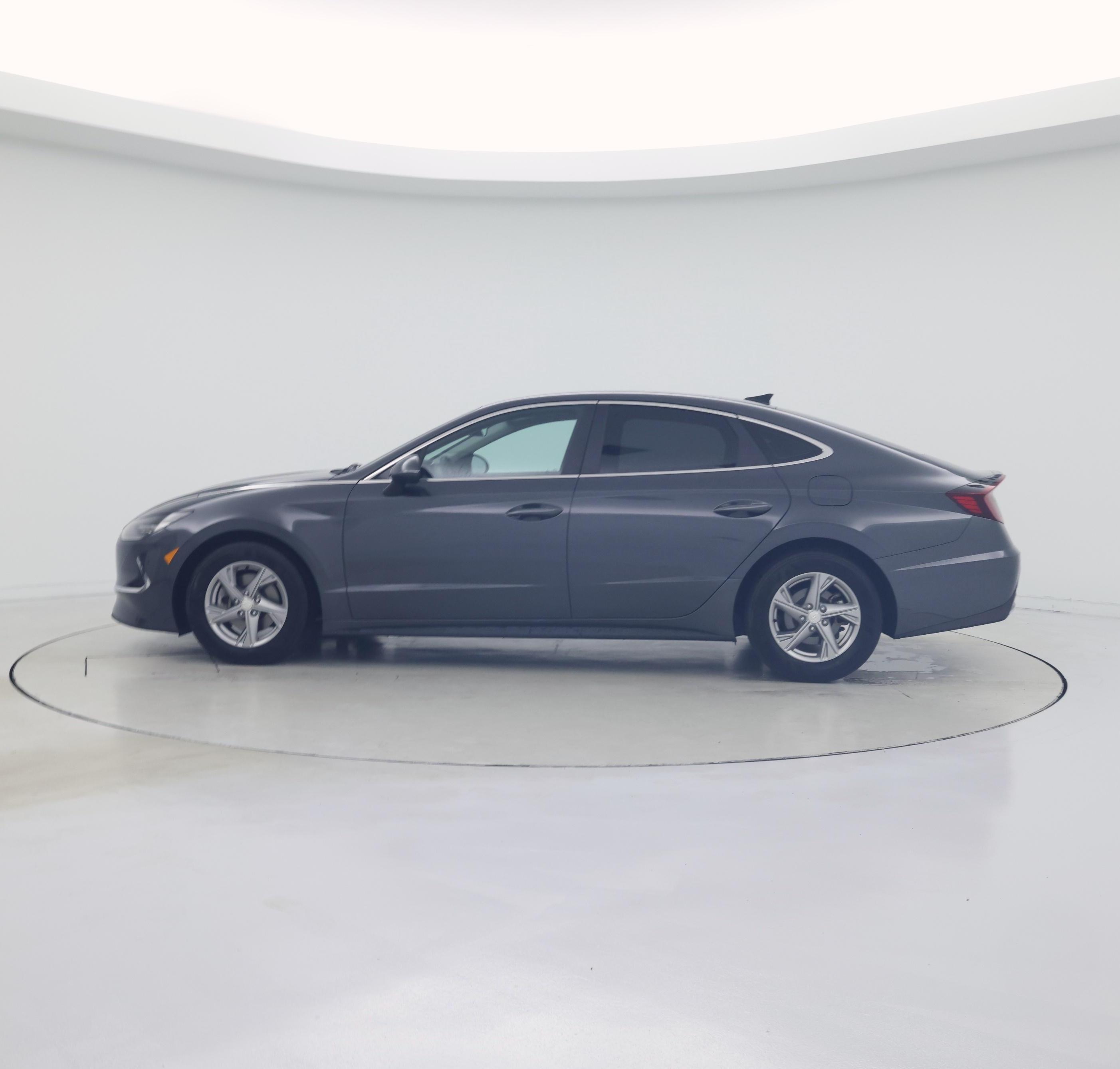 Thumbnail: 2023 Hyundai Sonata - 3