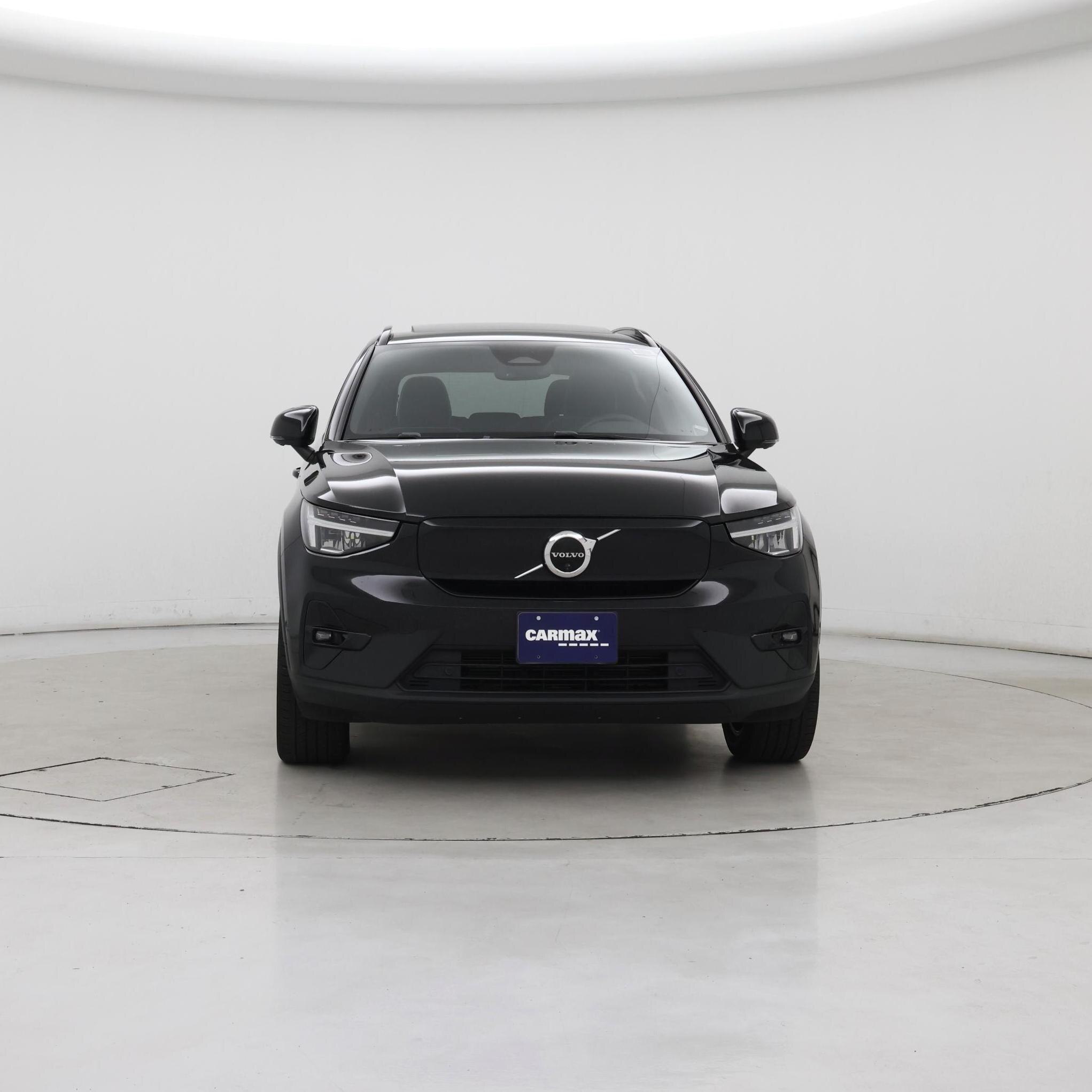 Thumbnail: 2023 Volvo XC40 - 5