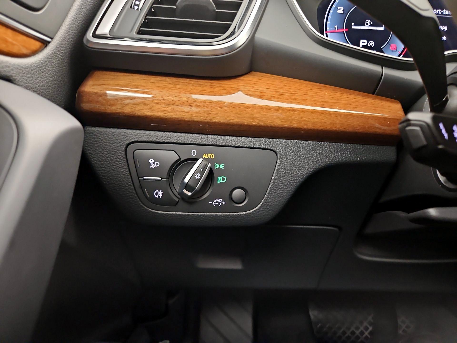 Thumbnail: 2023 Audi Q5 - 13