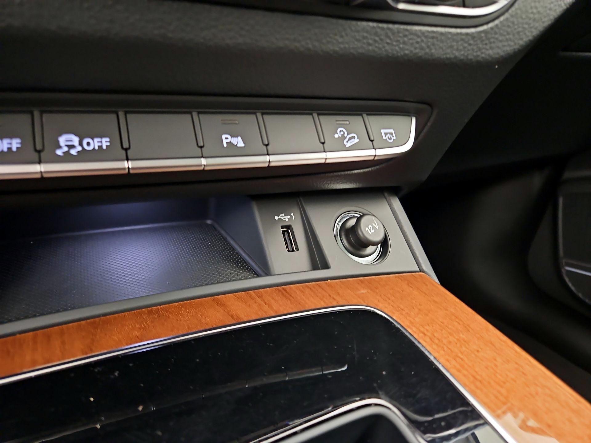 Thumbnail: 2023 Audi Q5 - 18