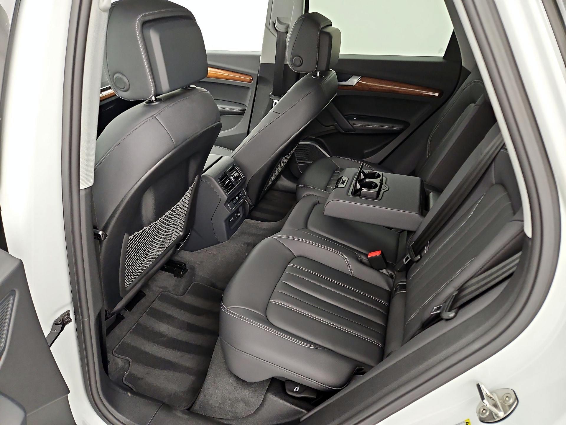Thumbnail: 2023 Audi Q5 - 20
