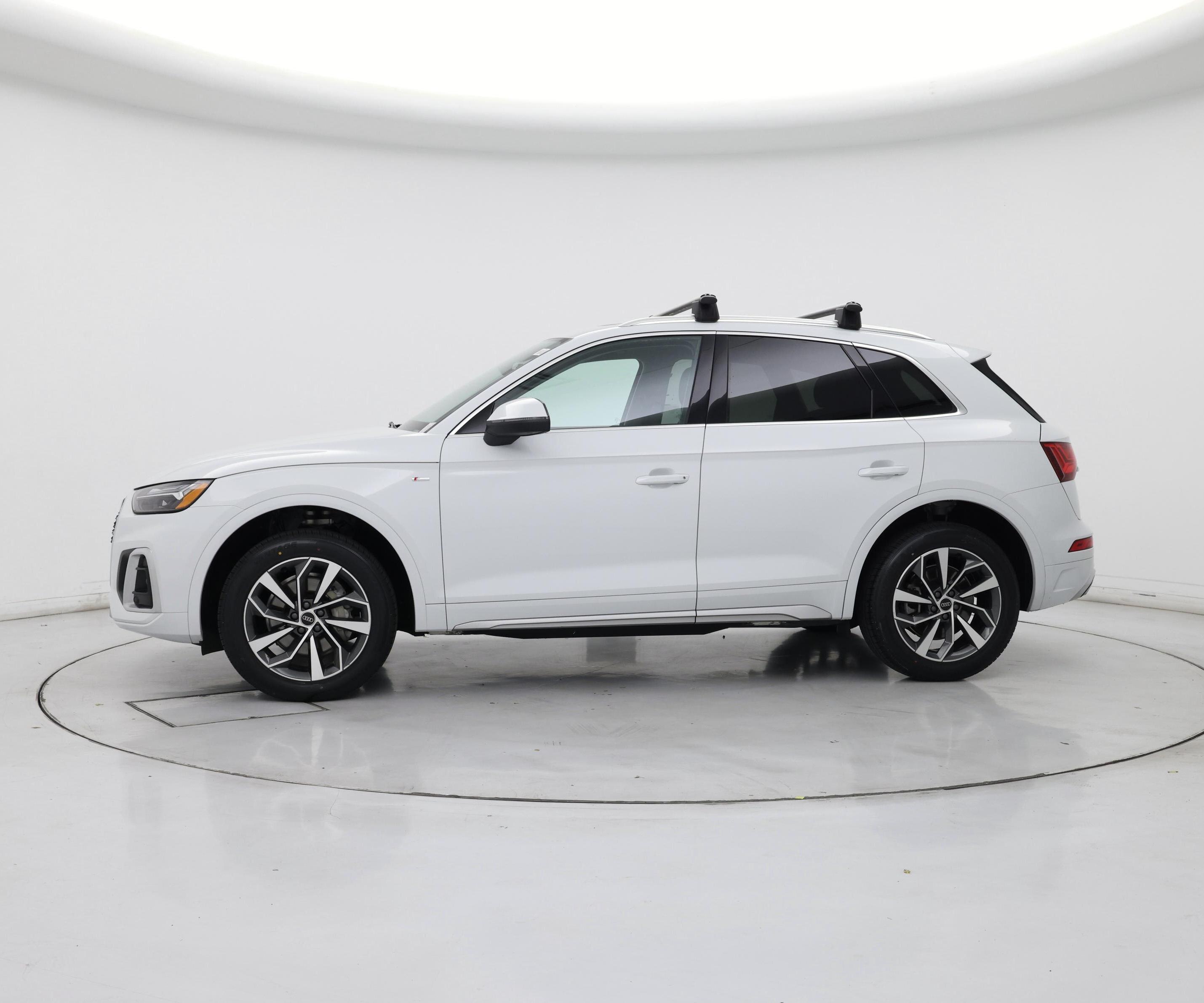 Thumbnail: 2023 Audi Q5 - 3
