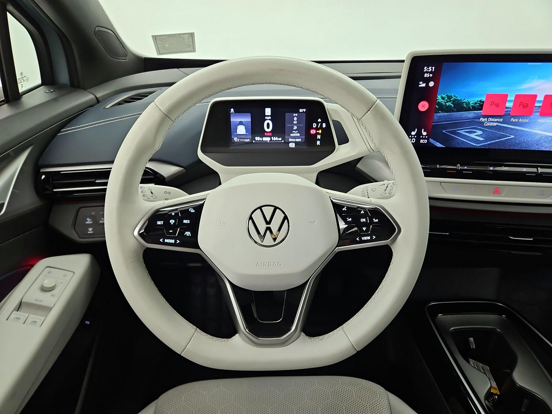 Thumbnail: 2023 Volkswagen ID.4 - 10