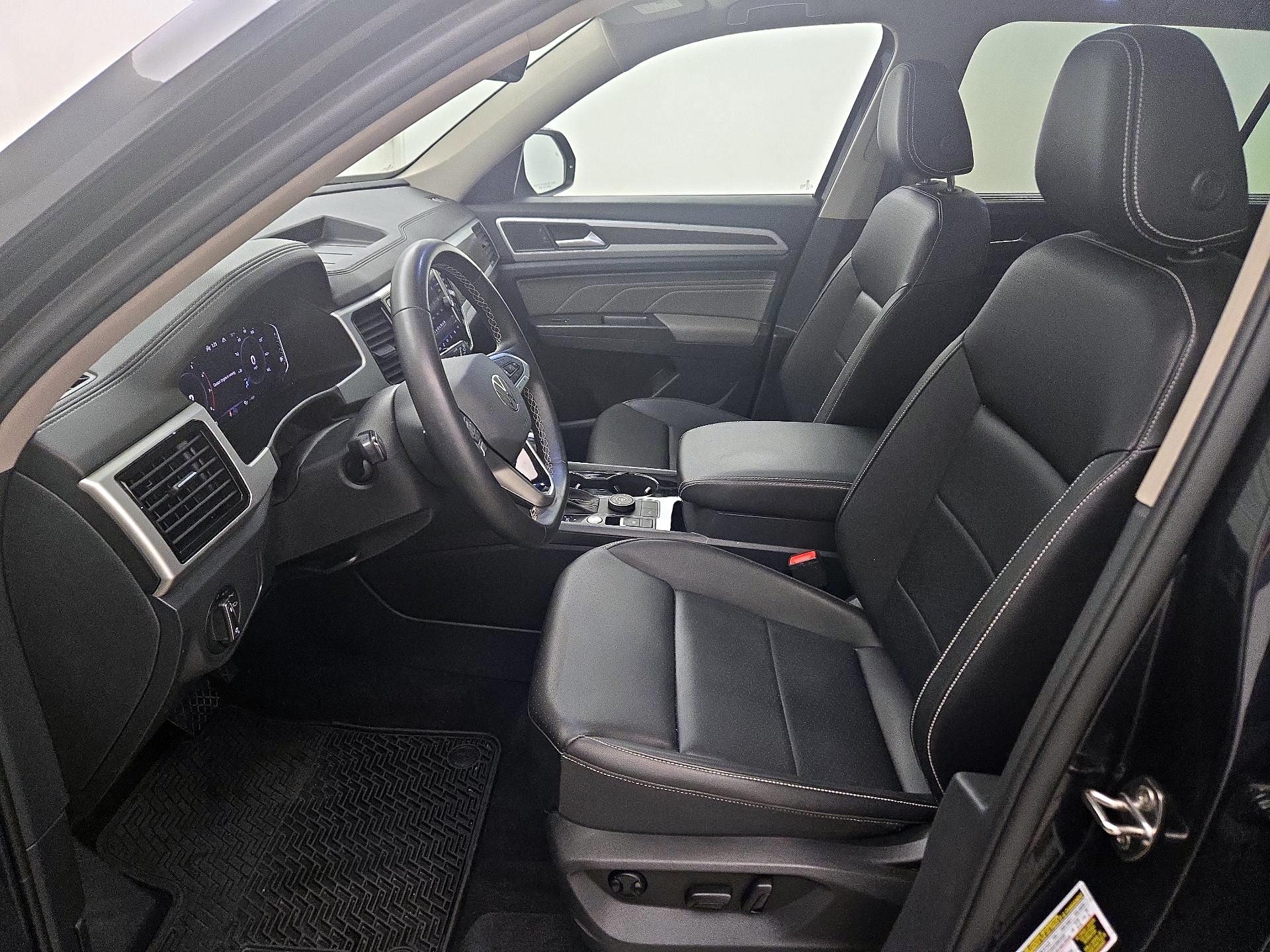 Thumbnail: 2023 Volkswagen Atlas - 11