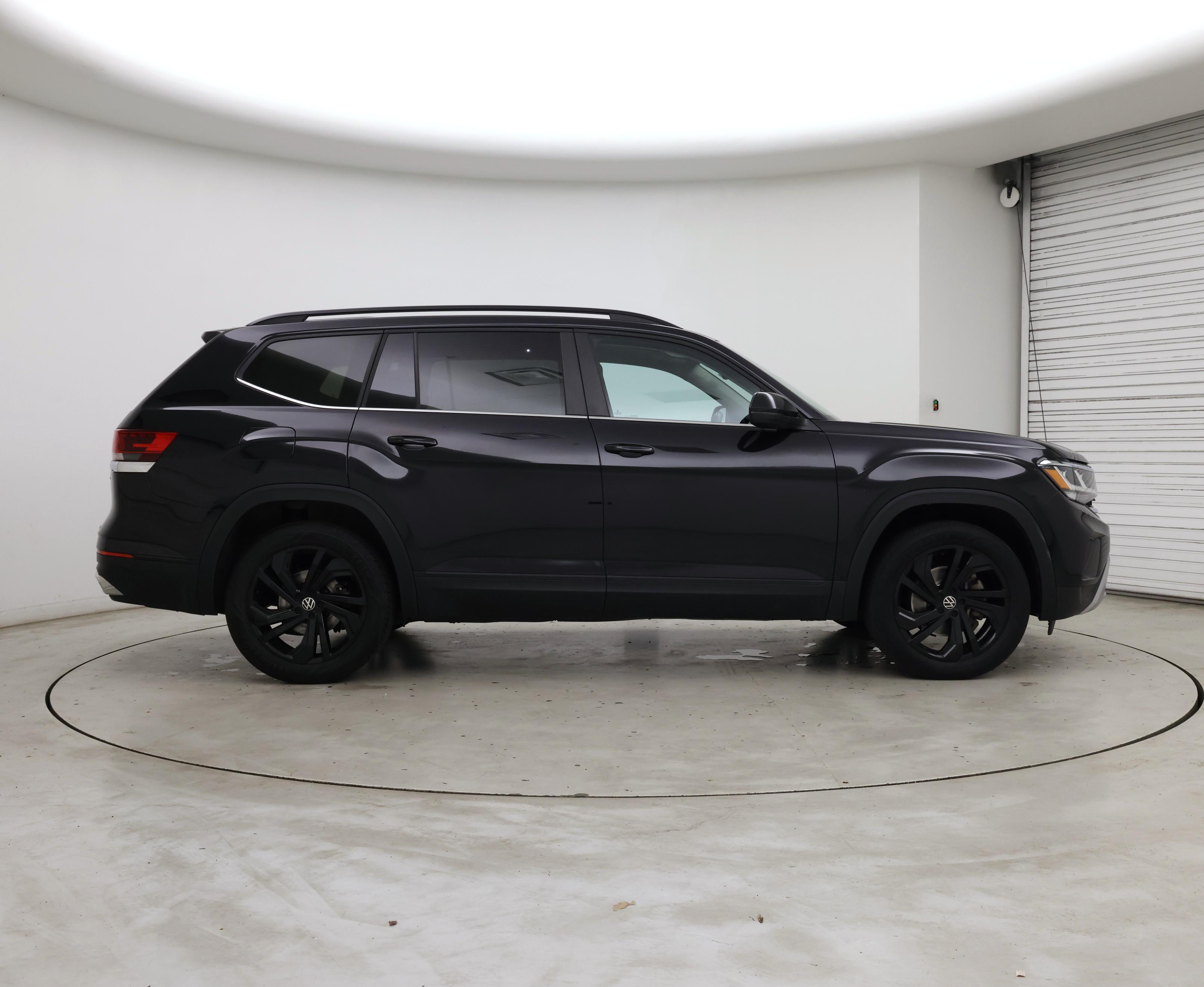 Thumbnail: 2023 Volkswagen Atlas - 7