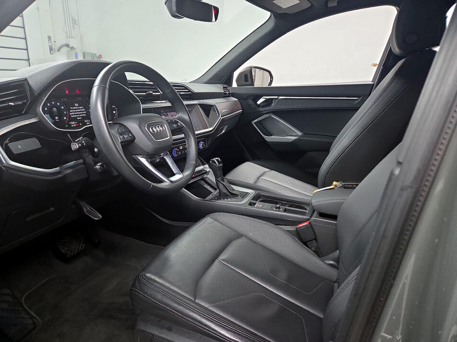 2022 Audi Q3 S Line Premium - Photo 10