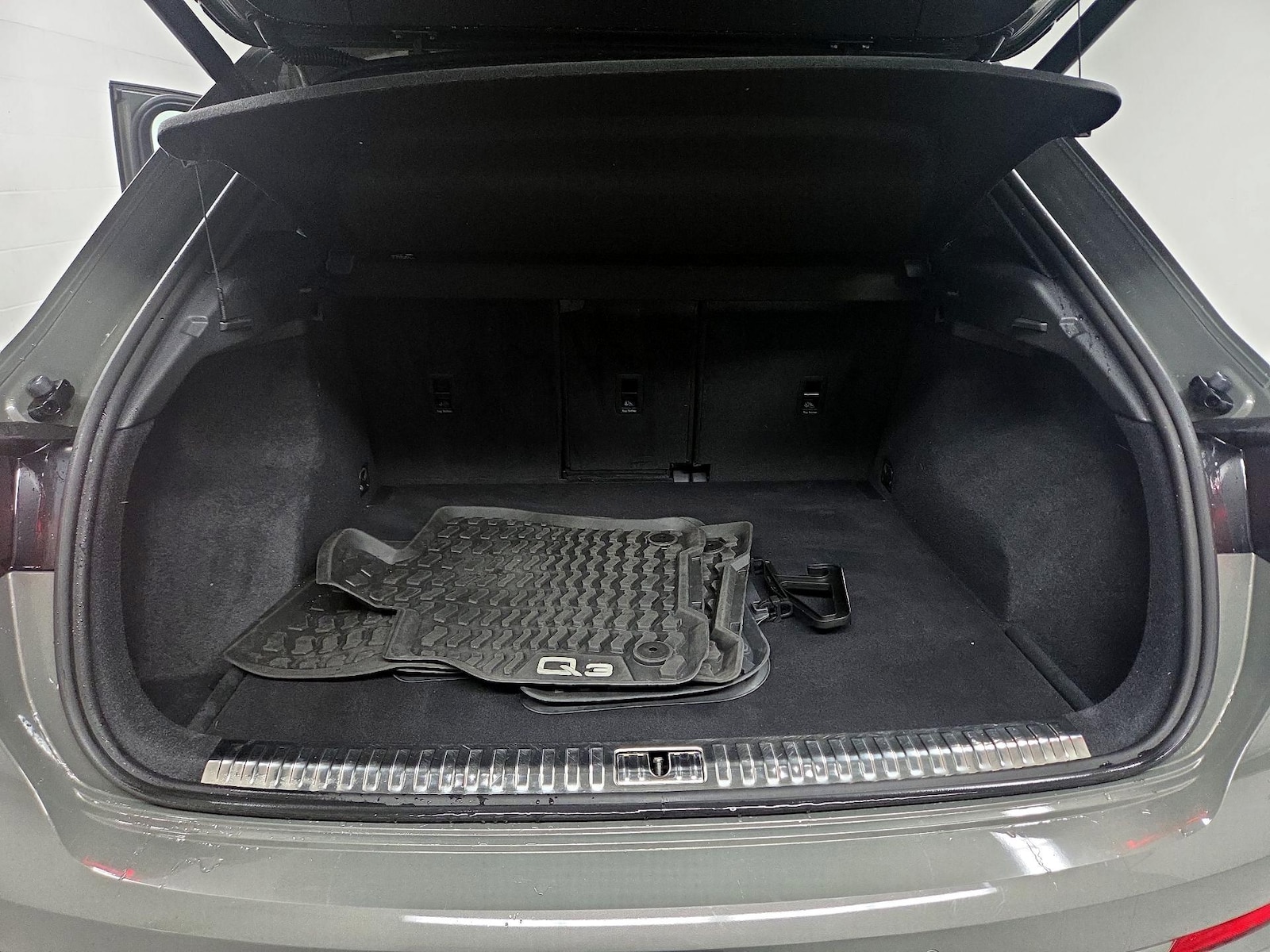 2022 Audi Q3 S Line Premium - Photo 19