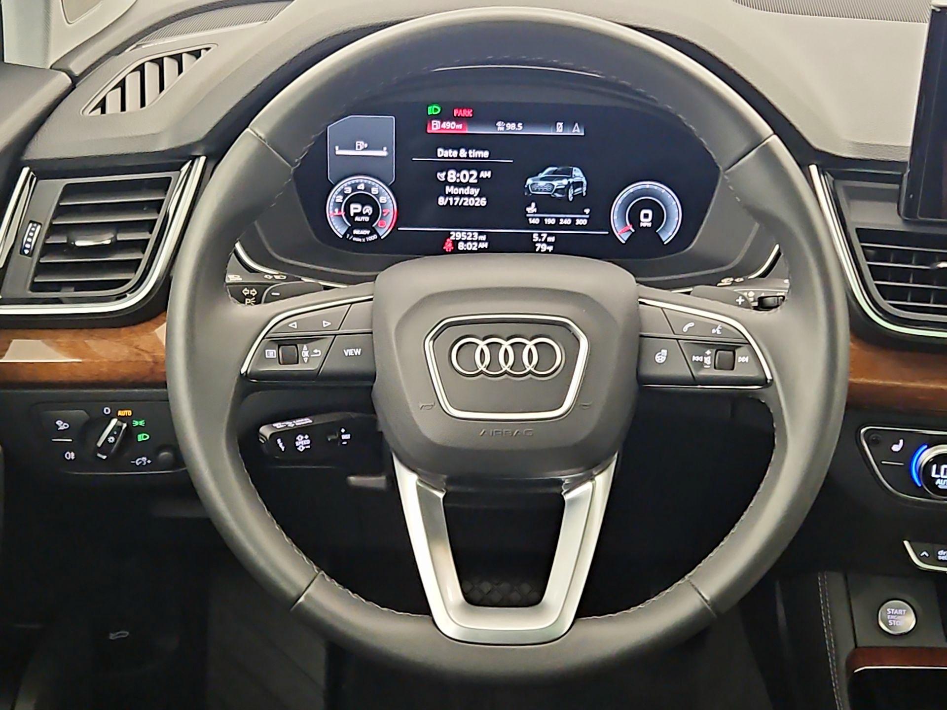 Thumbnail: 2023 Audi Q5 - 10