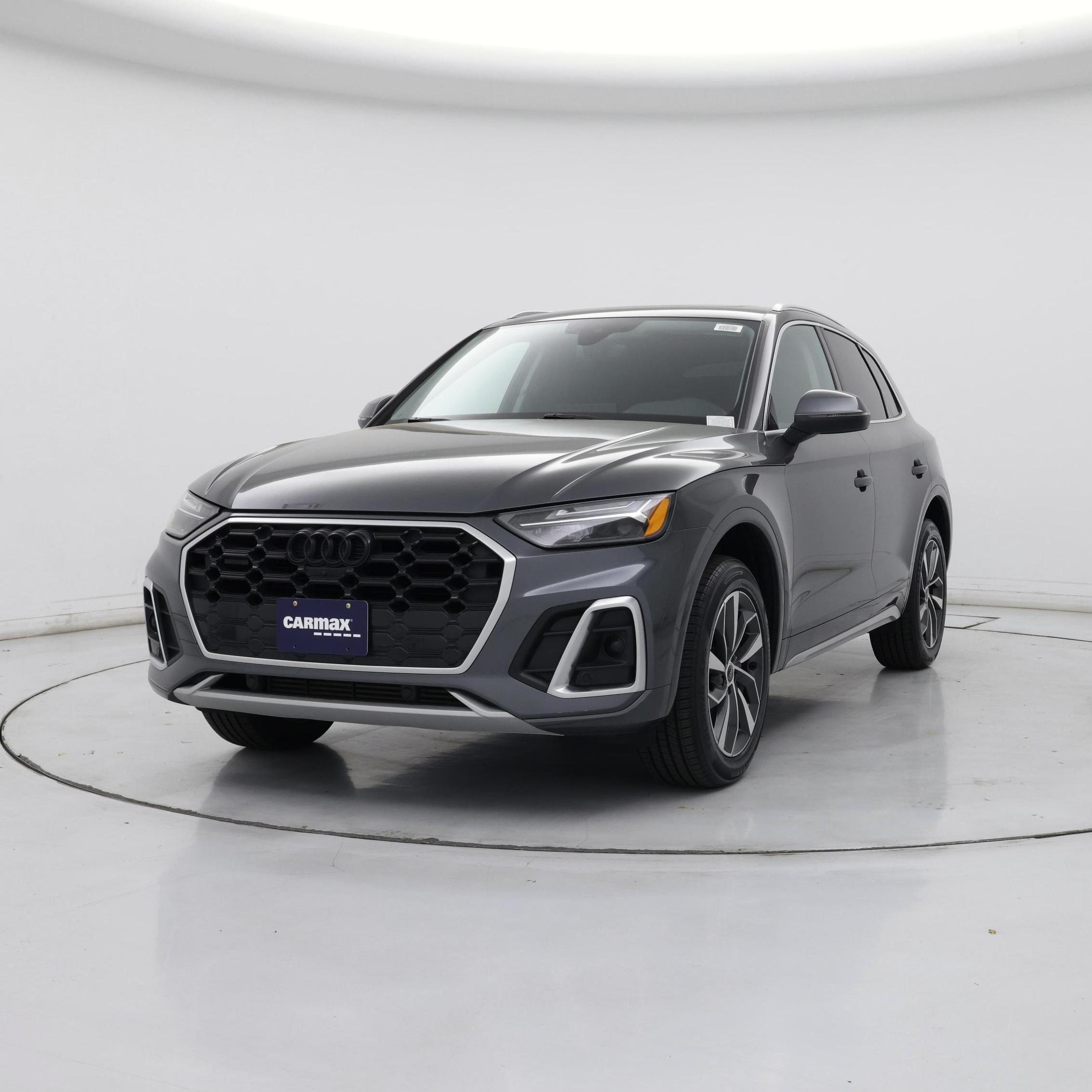 Thumbnail: 2023 Audi Q5 - 4