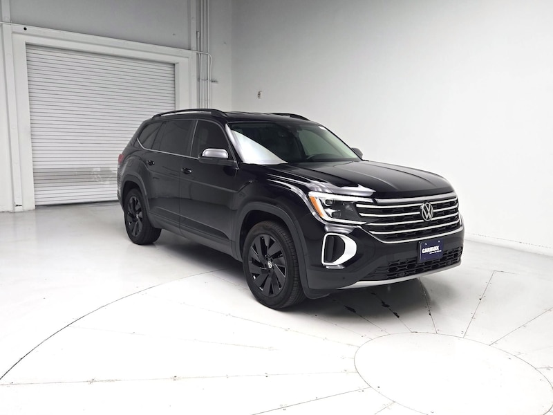 2024 Volkswagen Atlas SE w/Tech