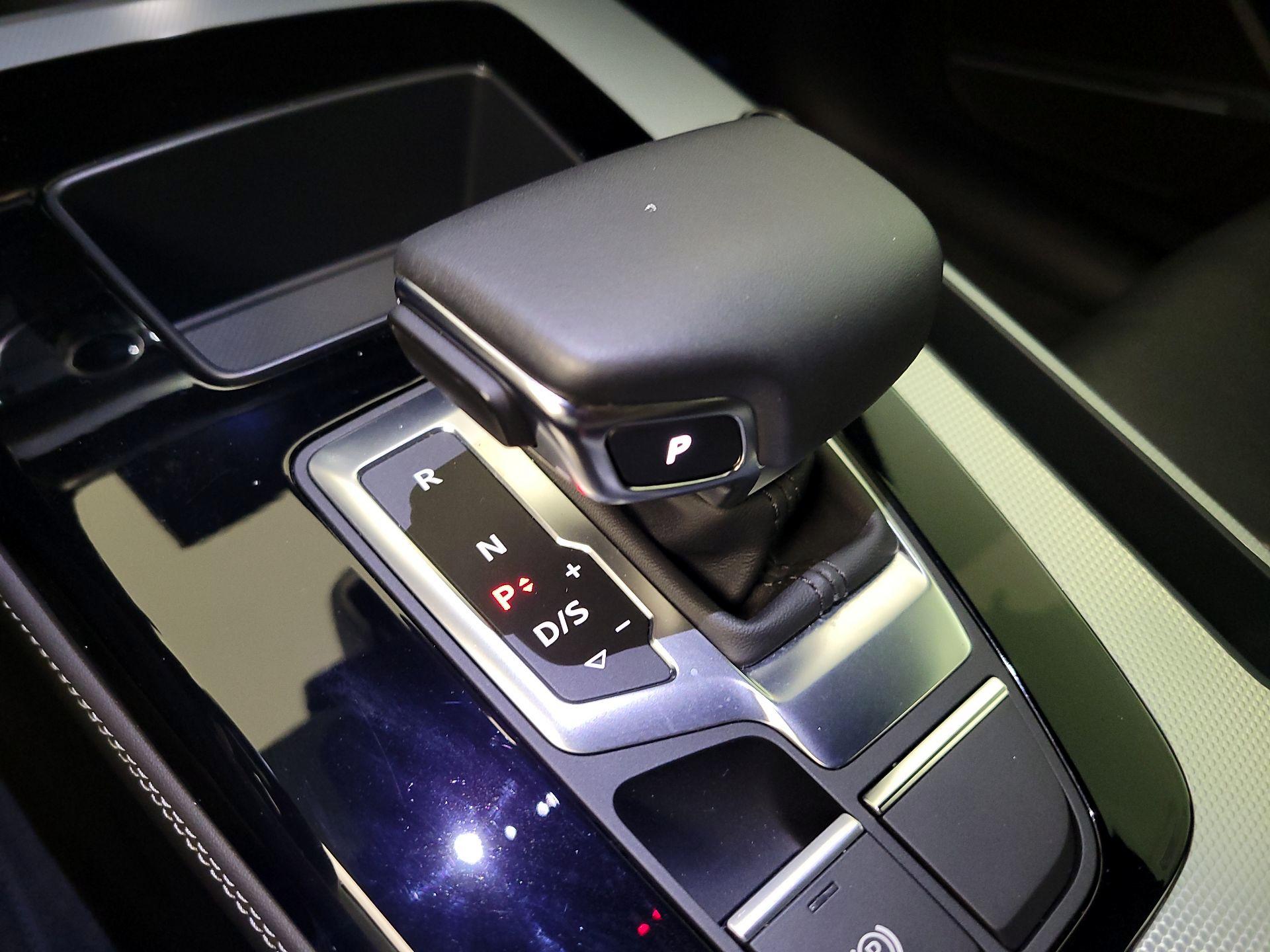 Thumbnail: 2024 Audi Q5 - 17