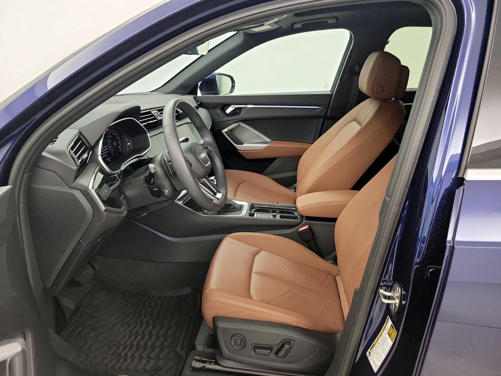 2025 Audi Q3 S Line Premium Plus - Photo 12