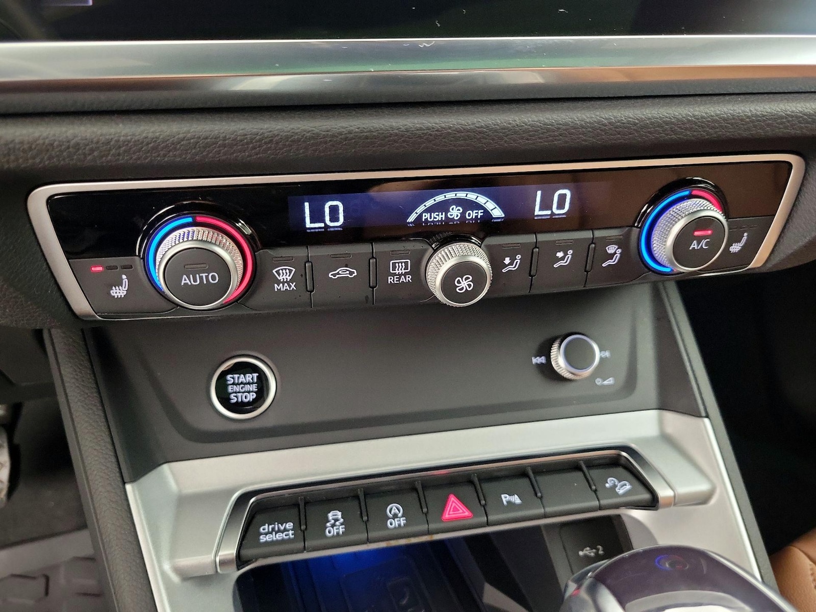 2025 Audi Q3 S Line Premium Plus - Photo 18