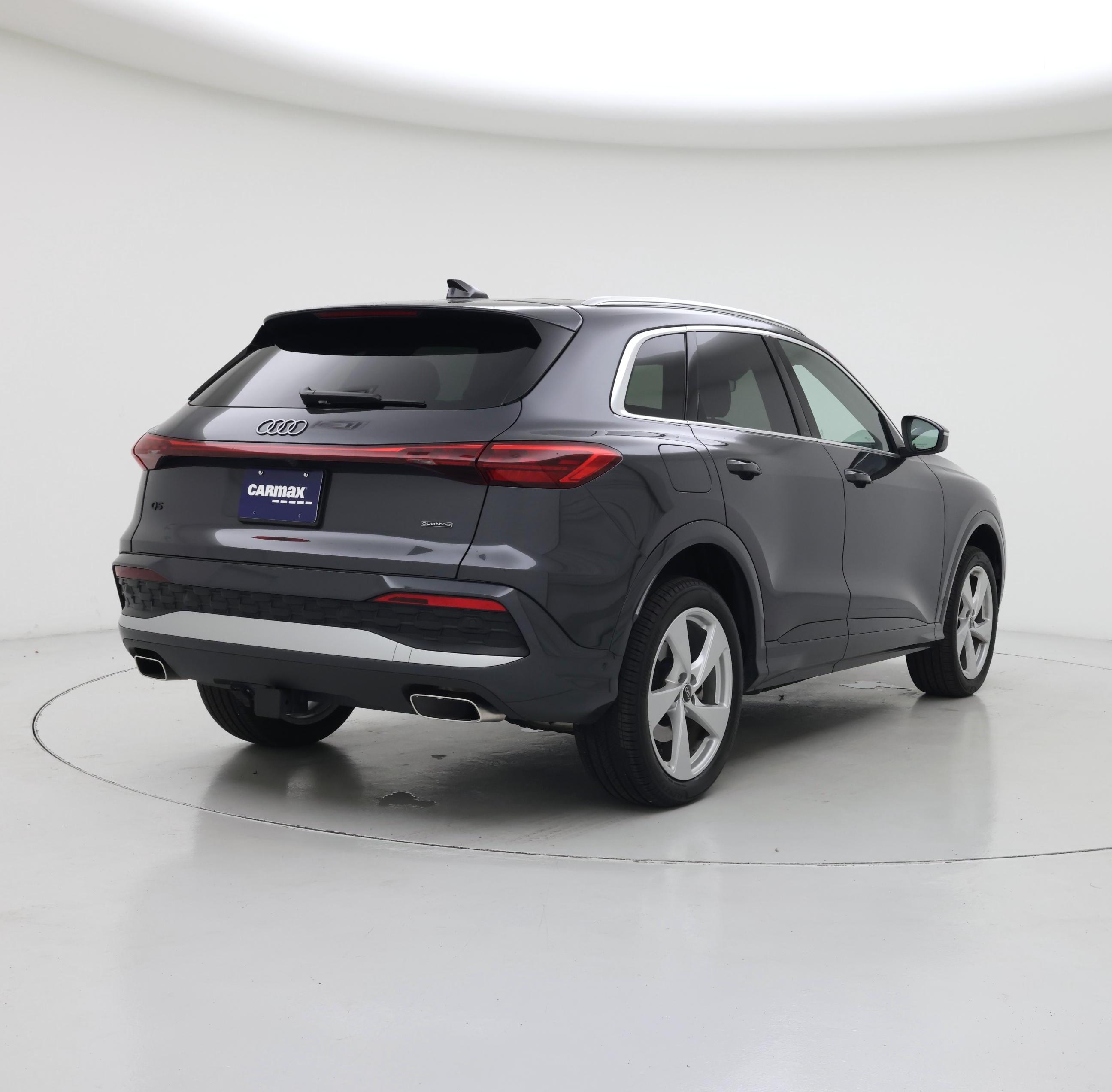 Thumbnail: 2025 Audi Q5 - 8