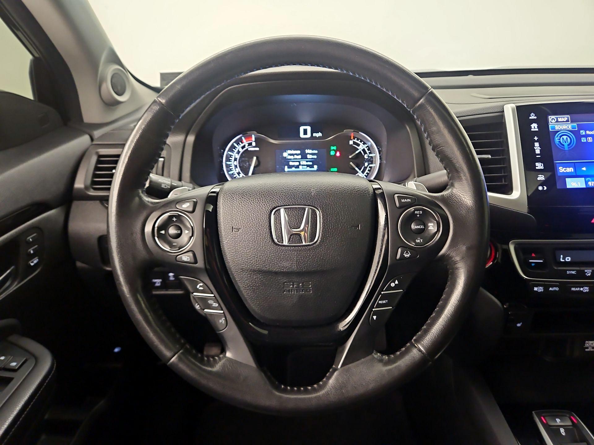 Thumbnail: 2020 Honda Ridgeline - 10