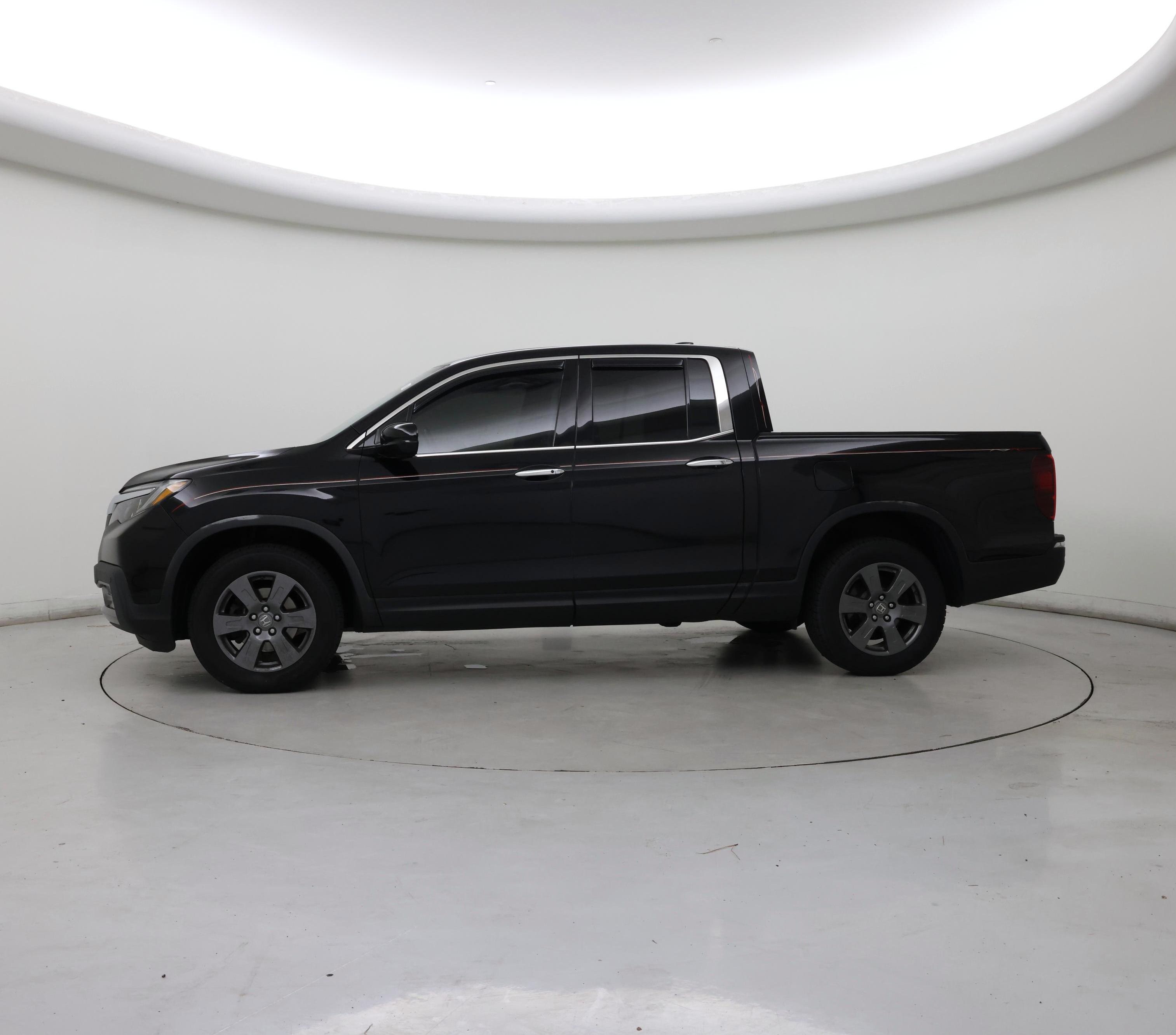 Thumbnail: 2020 Honda Ridgeline - 3
