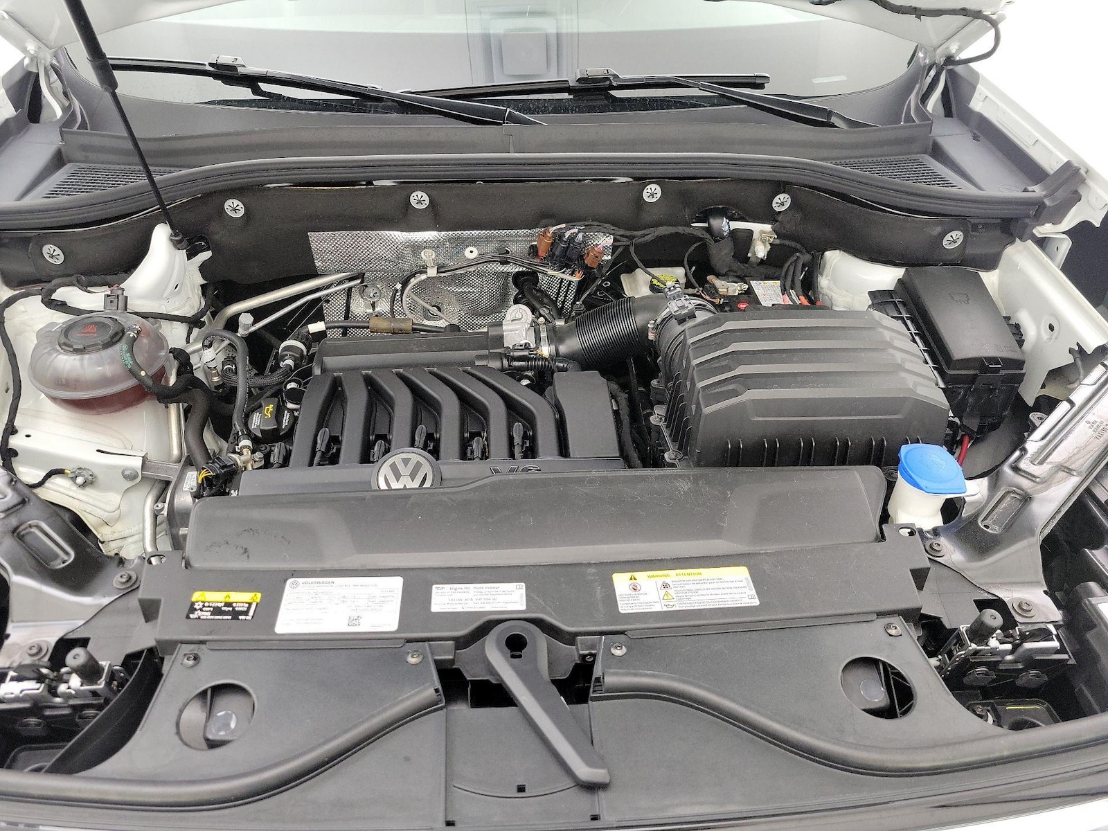 2023 Volkswagen Atlas Cross Sport SEL Premium R-Line - Photo 24