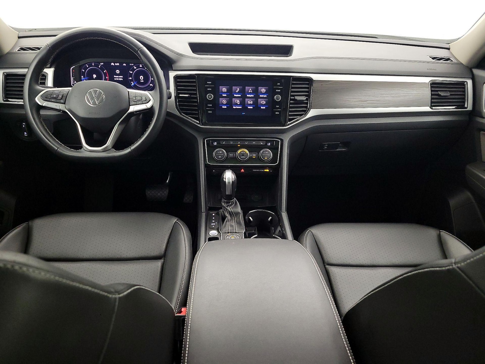 2023 Volkswagen Atlas SE w/Tech - Photo 10