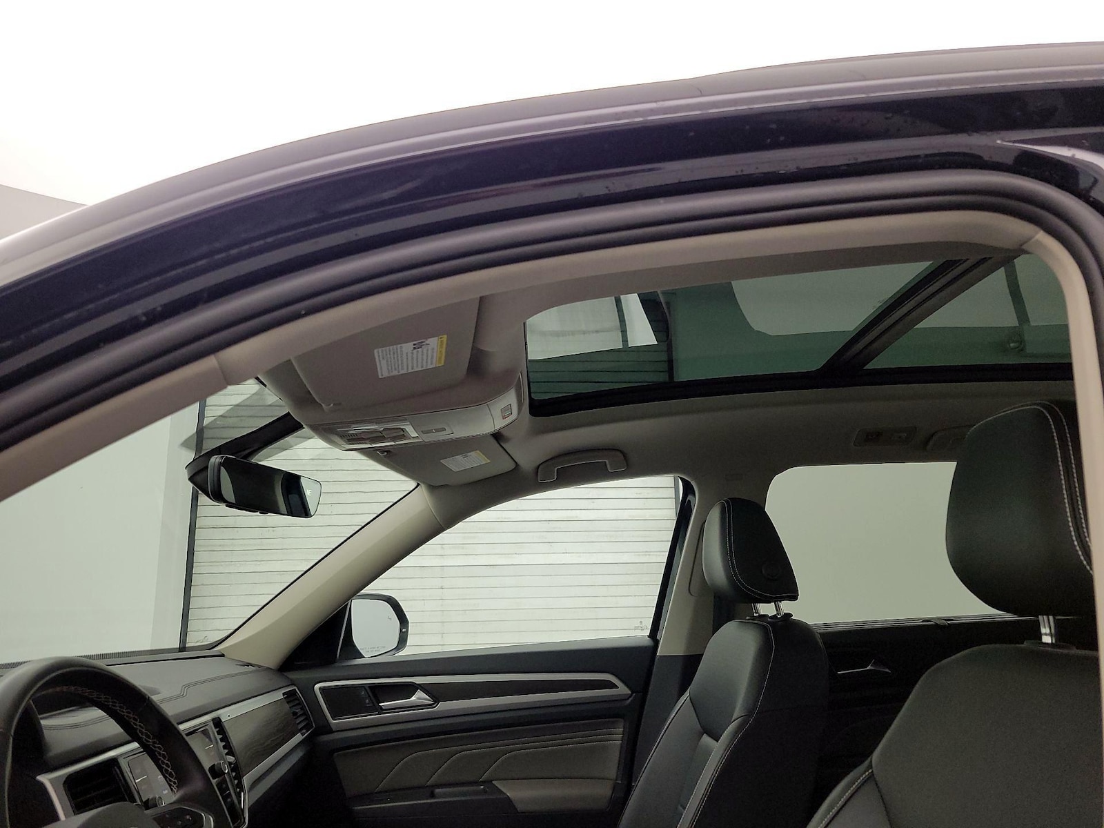 2023 Volkswagen Atlas SE w/Tech - Photo 20