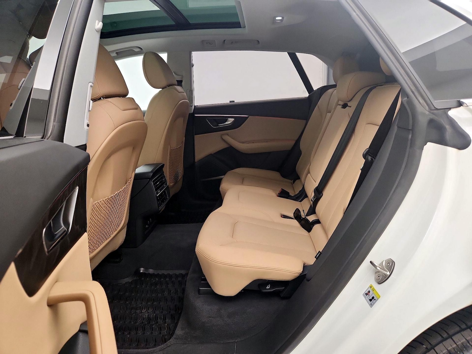 2023 Audi Q8 Premium Plus - Photo 18