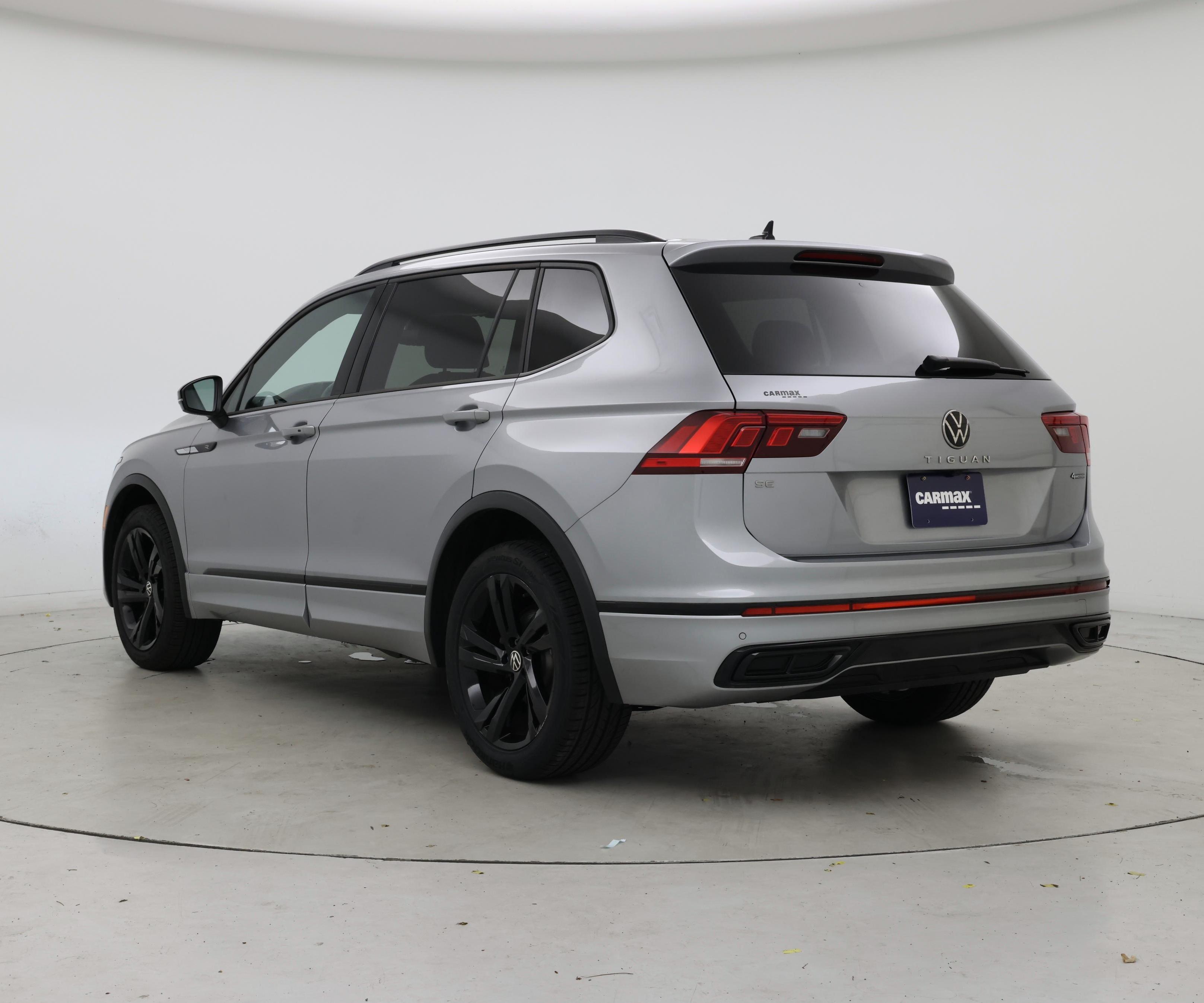 Thumbnail: 2024 Volkswagen Tiguan - 2