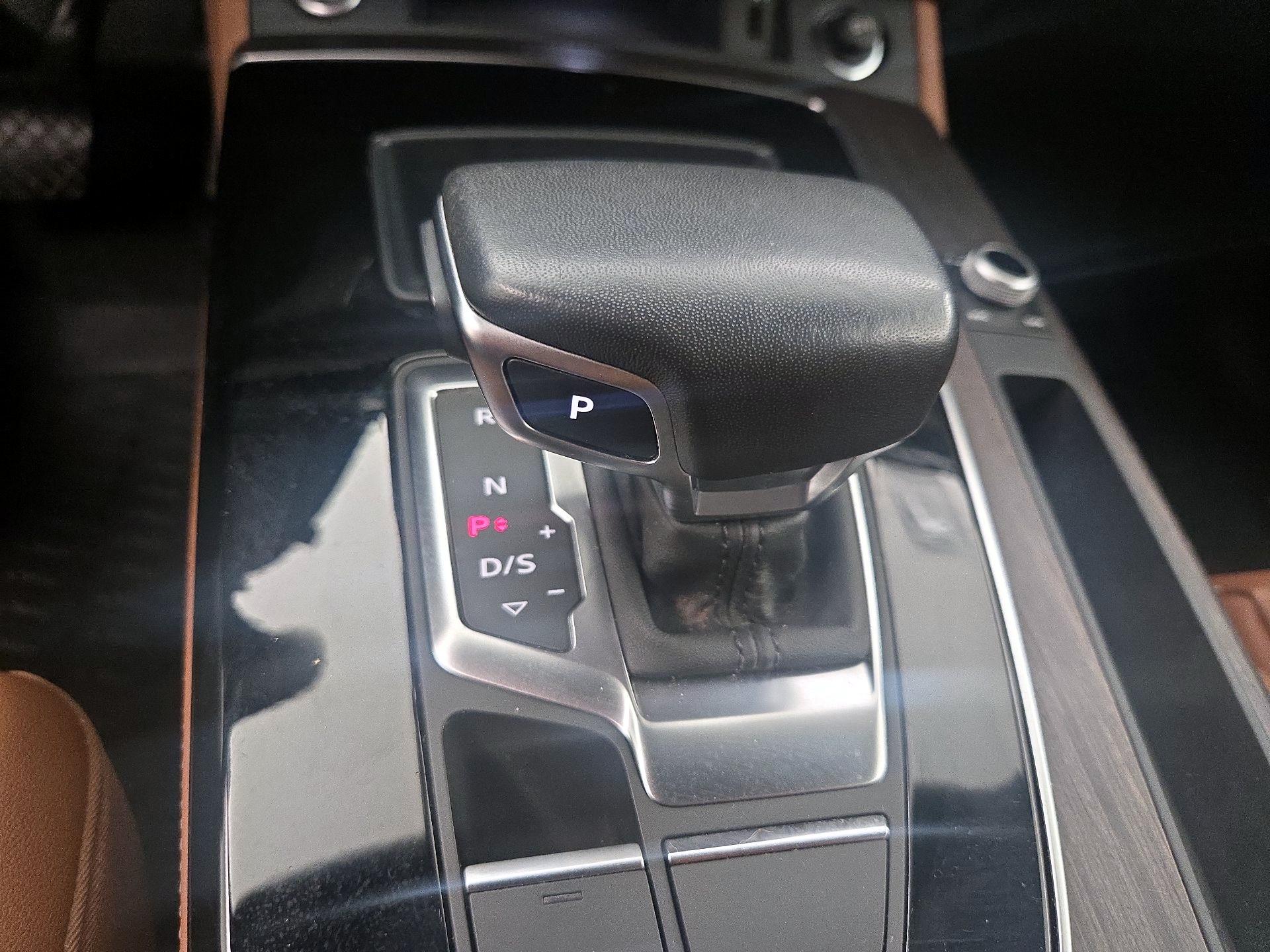 Thumbnail: 2024 Audi Q5 - 17