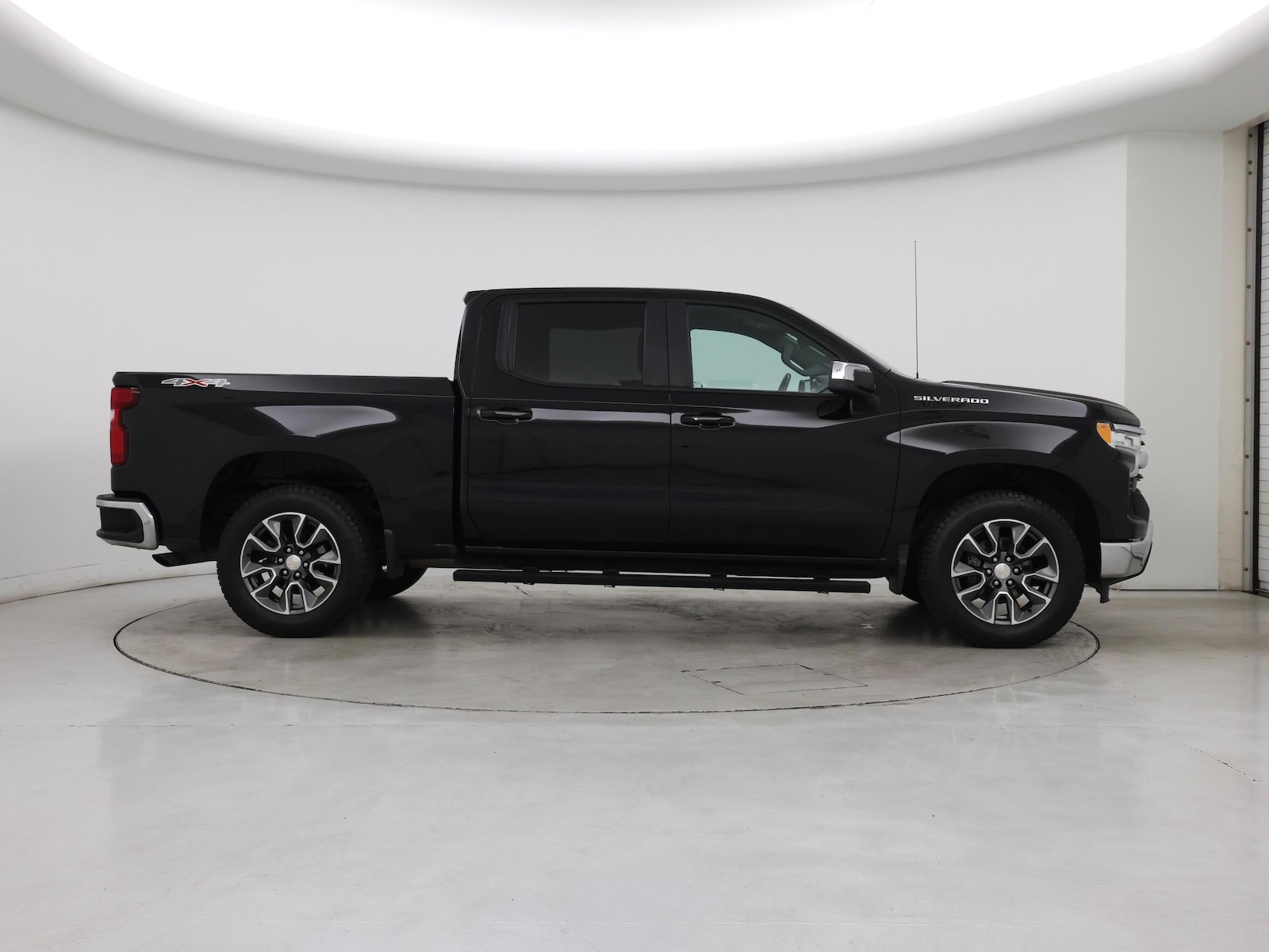2023 Chevrolet Silverado 1500 LT - Photo 8