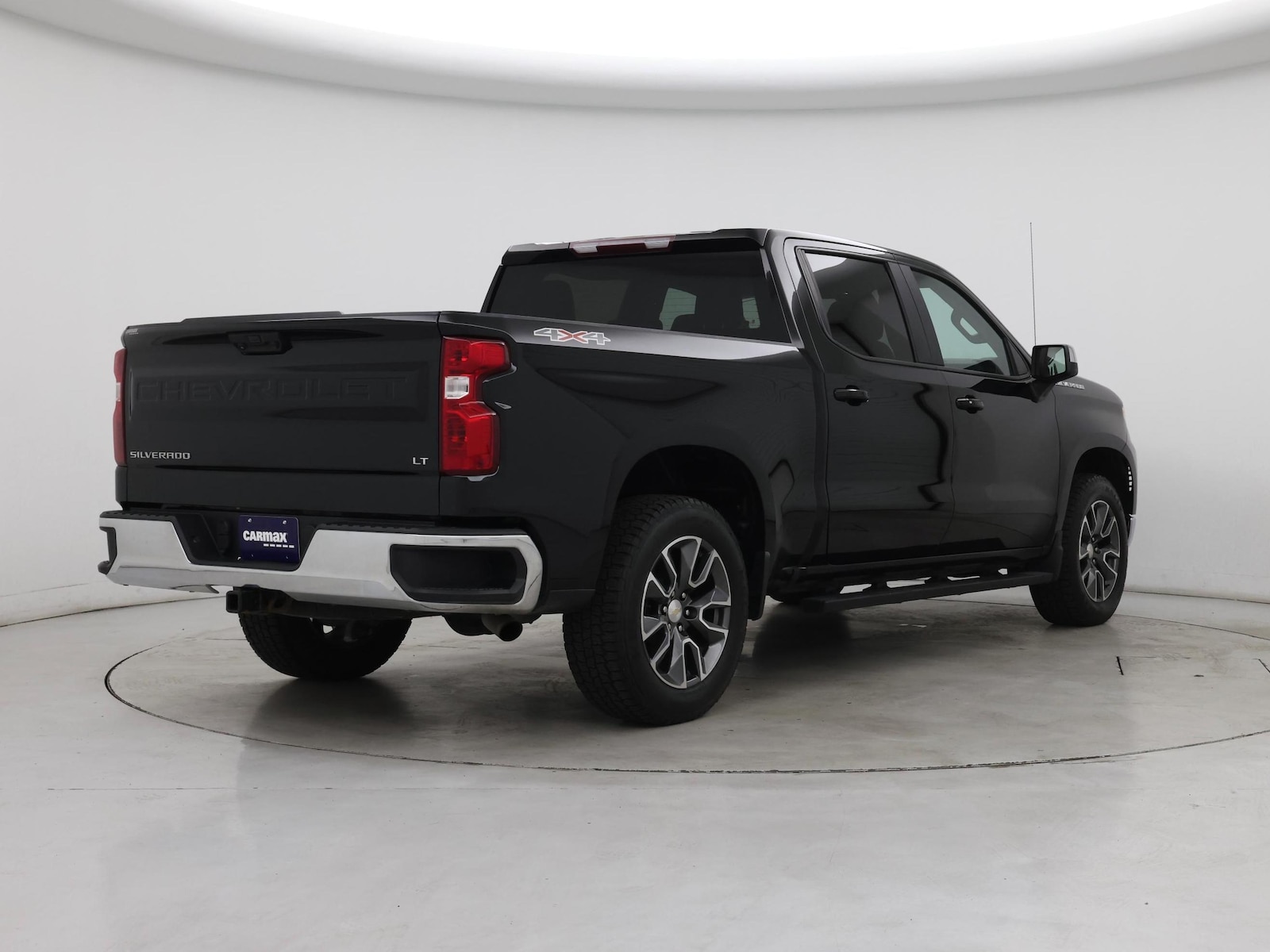 2023 Chevrolet Silverado 1500 LT - Photo 9