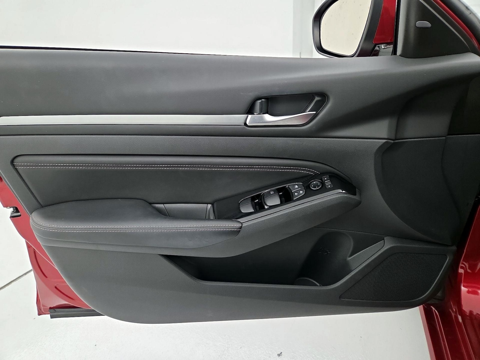 2023 Nissan Altima SL - Photo 13