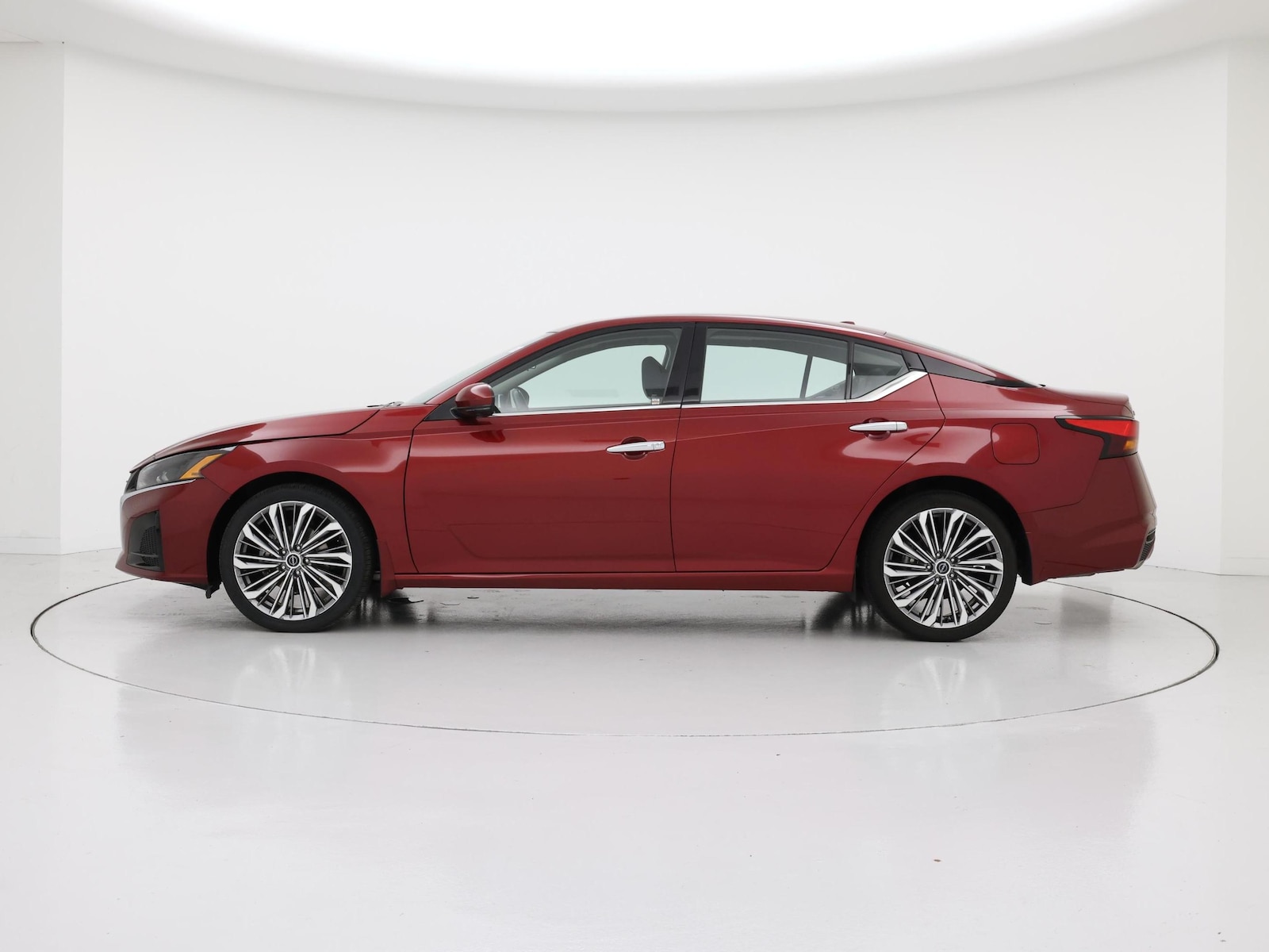 2023 Nissan Altima SL - Photo 4