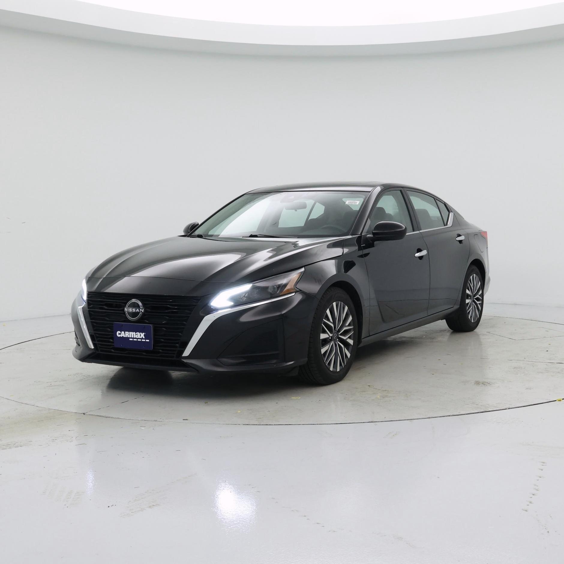 Thumbnail: 2023 Nissan Altima - 4