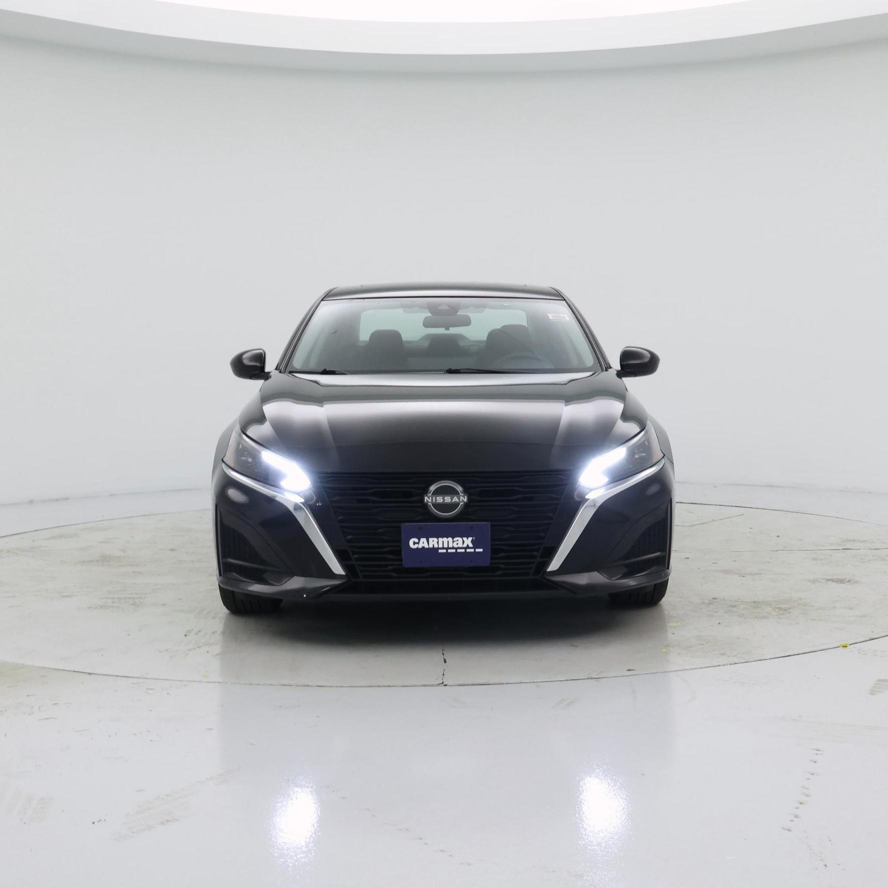 Thumbnail: 2023 Nissan Altima - 5