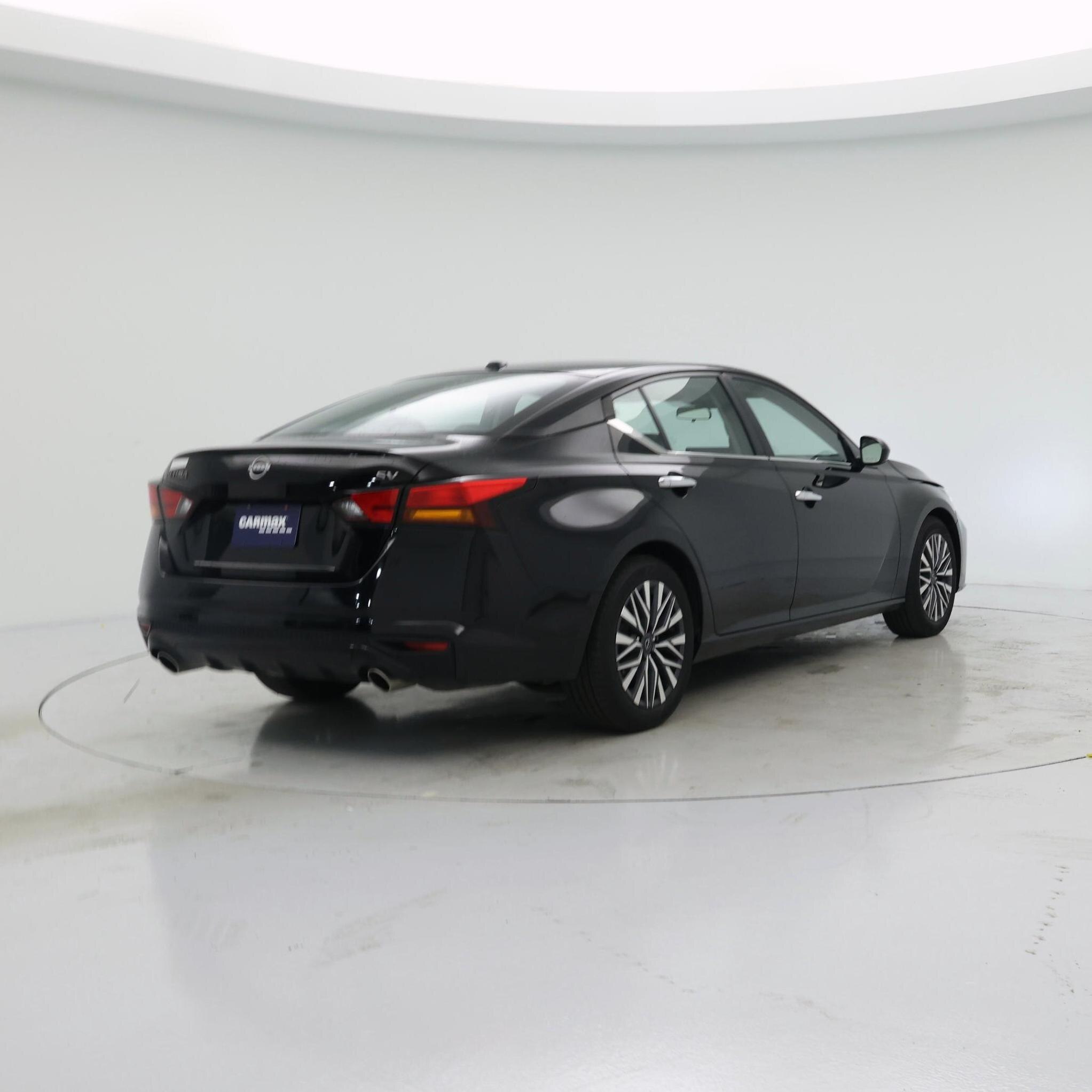 Thumbnail: 2023 Nissan Altima - 8