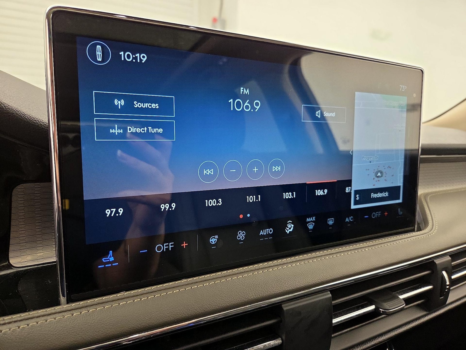 2024 Lincoln Corsair Grand Touring - Photo 17