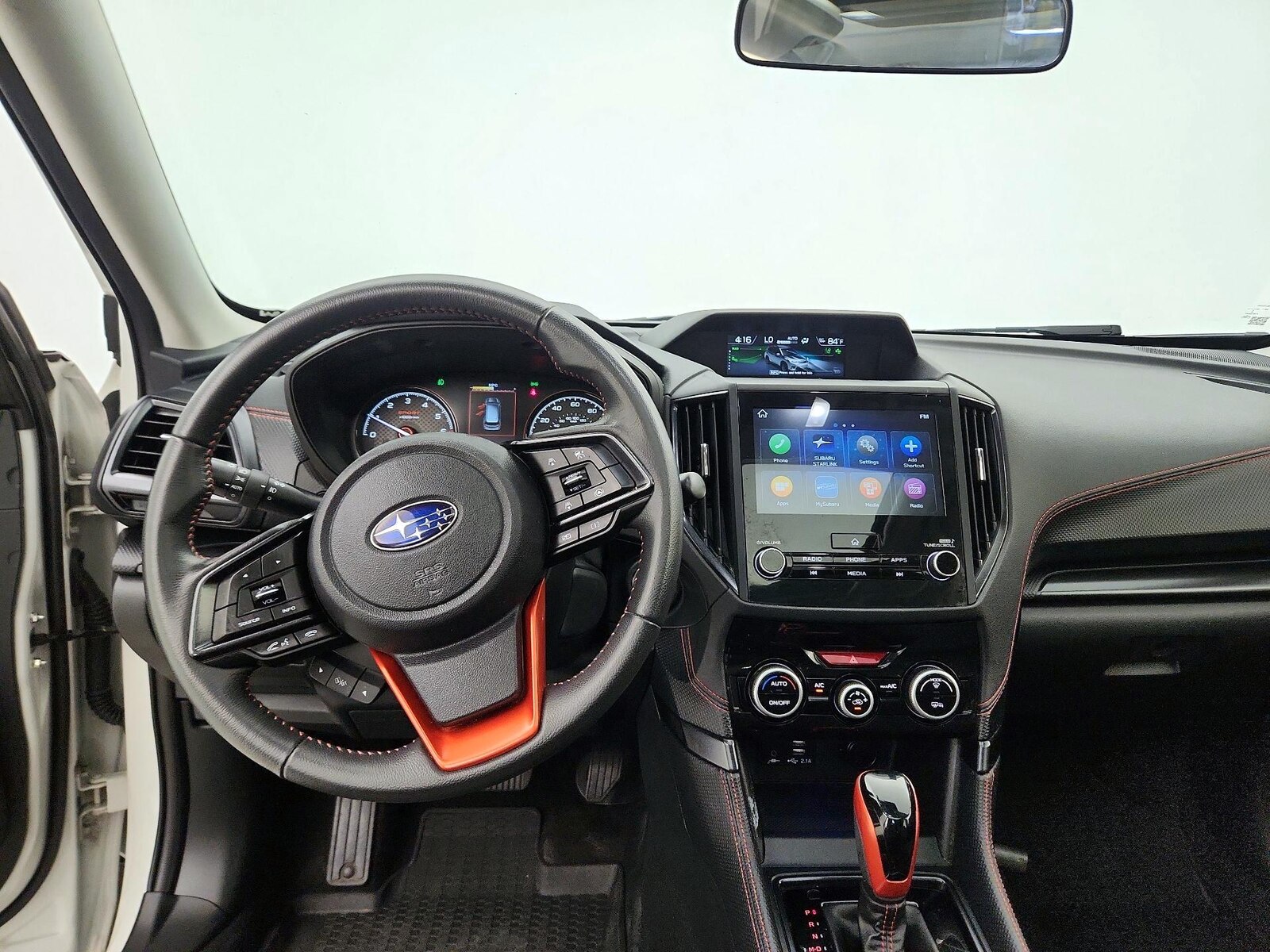 Apple CarPlay® & Android Auto™