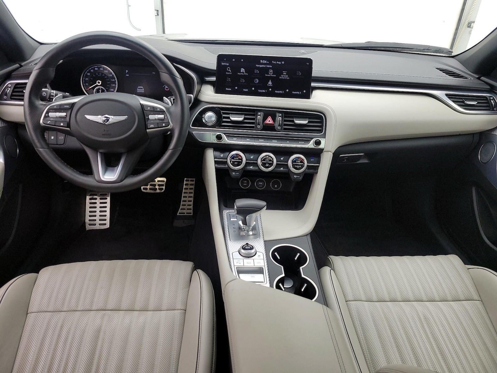 2023 GENESIS G70 Standard - Photo 10