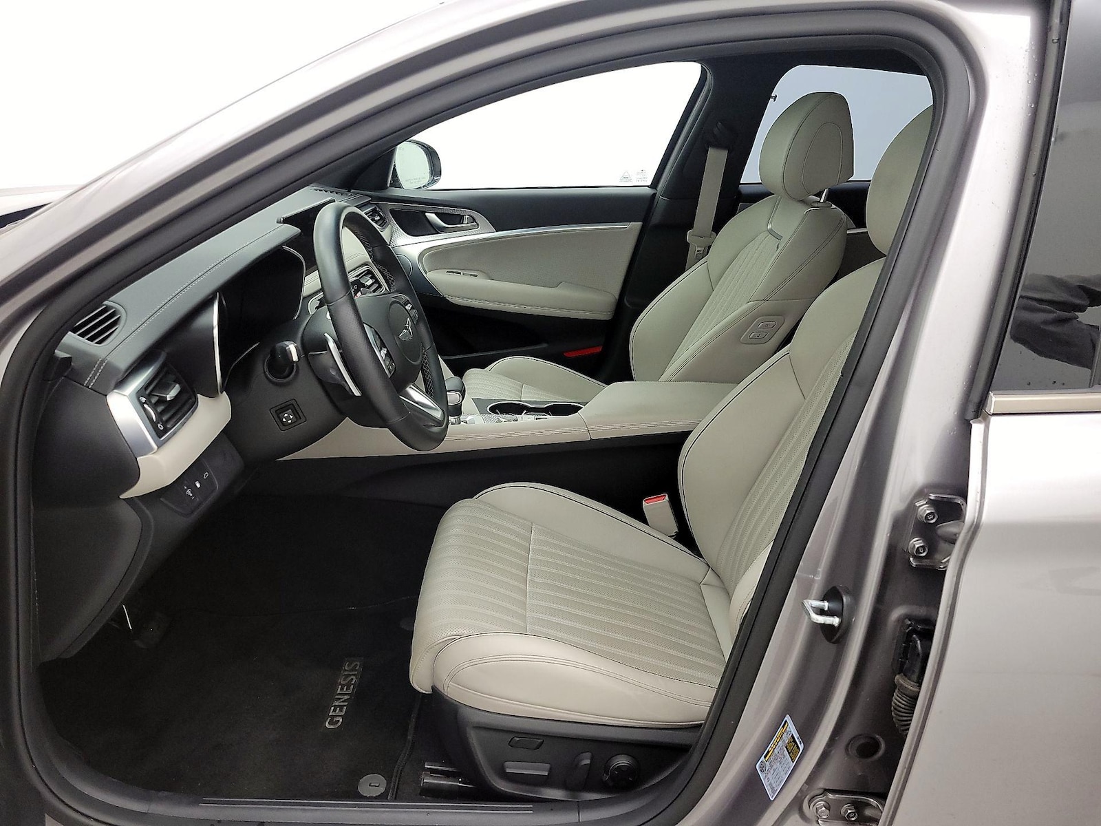 2023 GENESIS G70 Standard - Photo 12