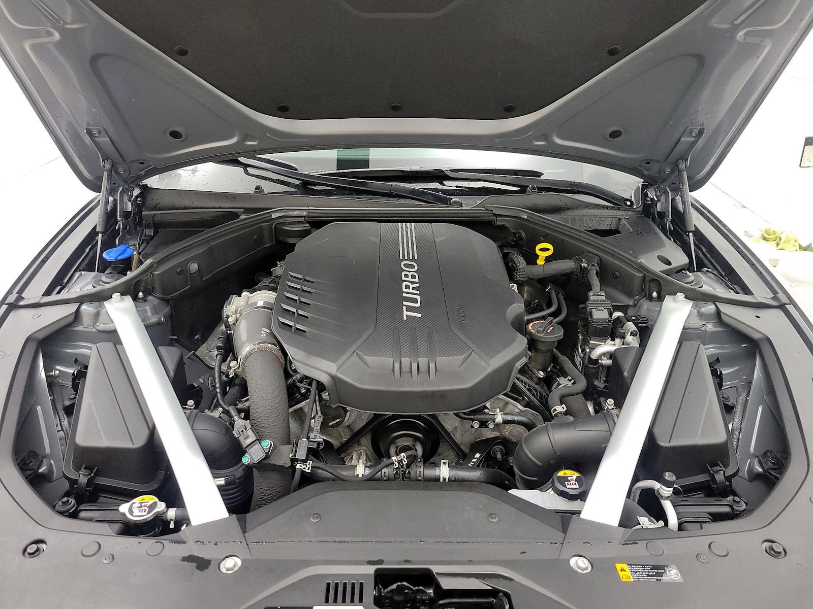 2023 GENESIS G70 Standard - Photo 24