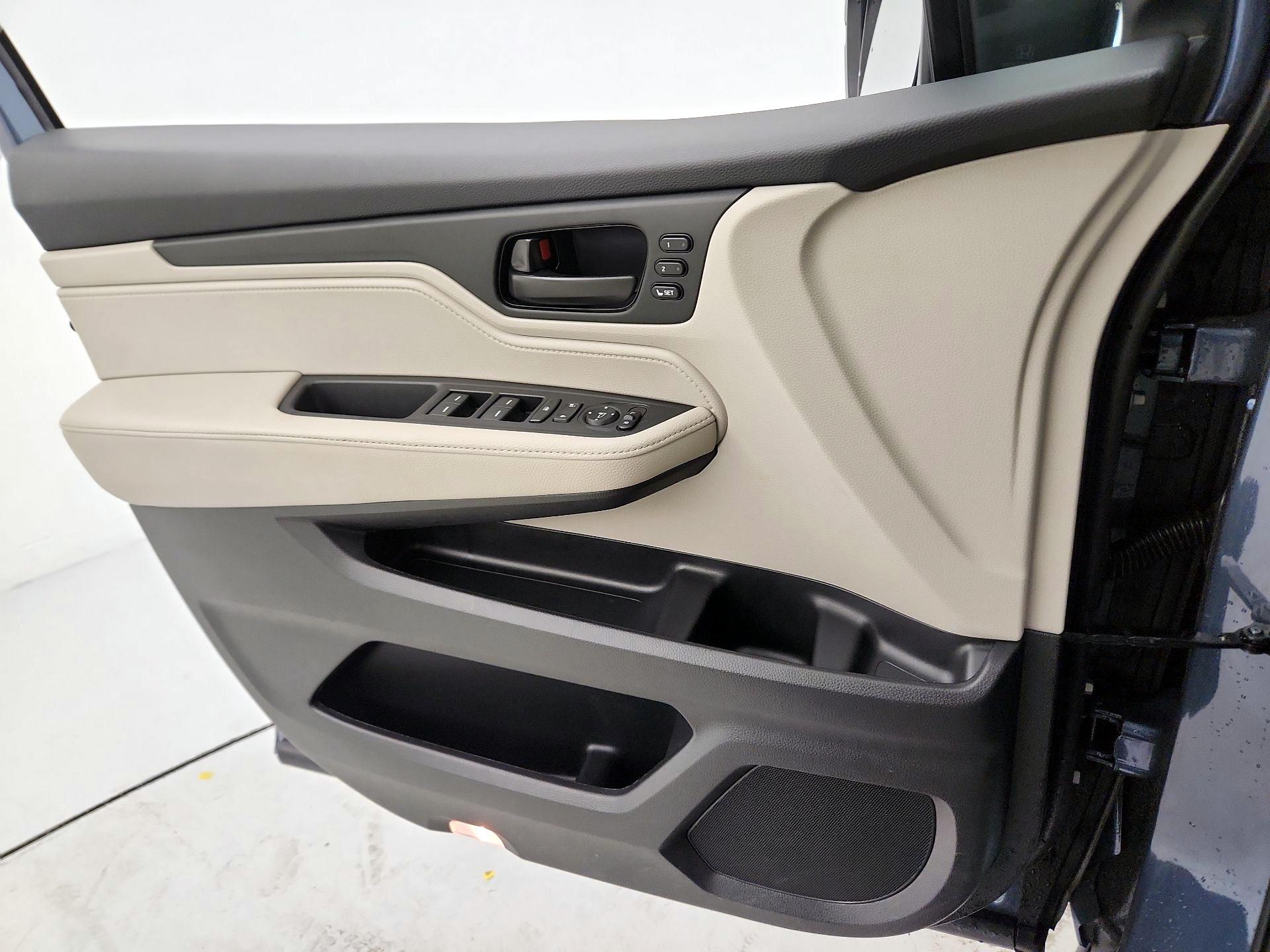 Thumbnail: 2025 Honda Odyssey - 12