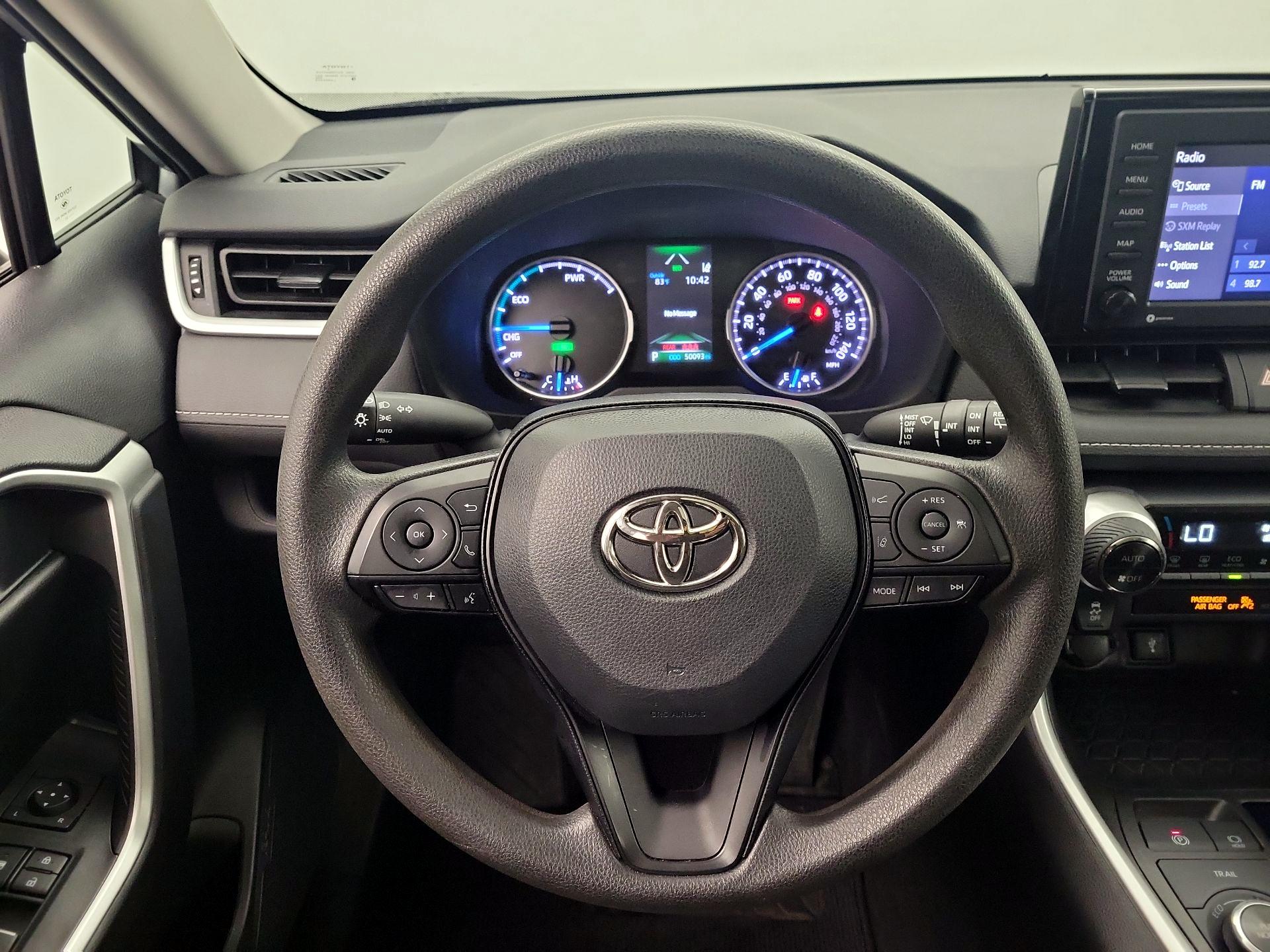 Thumbnail: 2022 Toyota RAV4 - 10