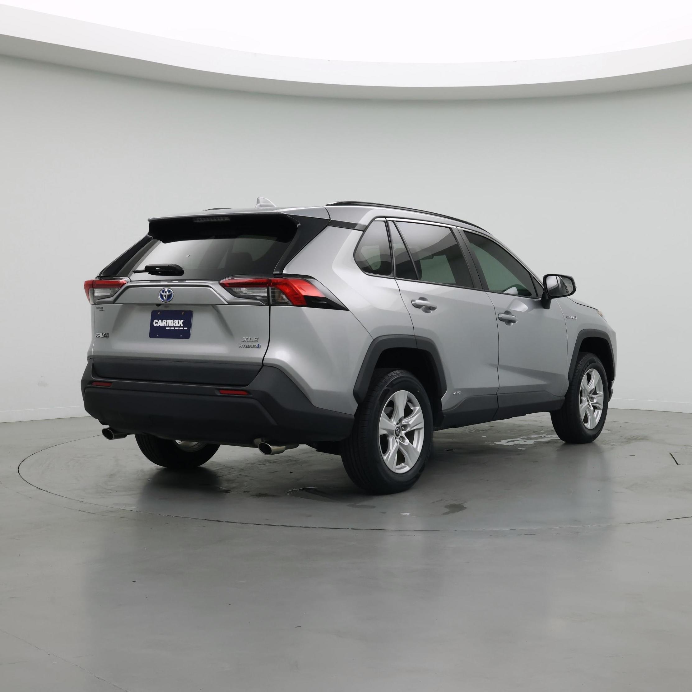 Thumbnail: 2020 Toyota RAV4 - 8