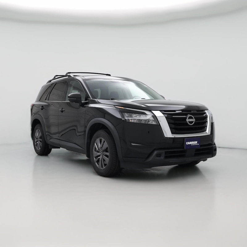 2023 Nissan Pathfinder SV