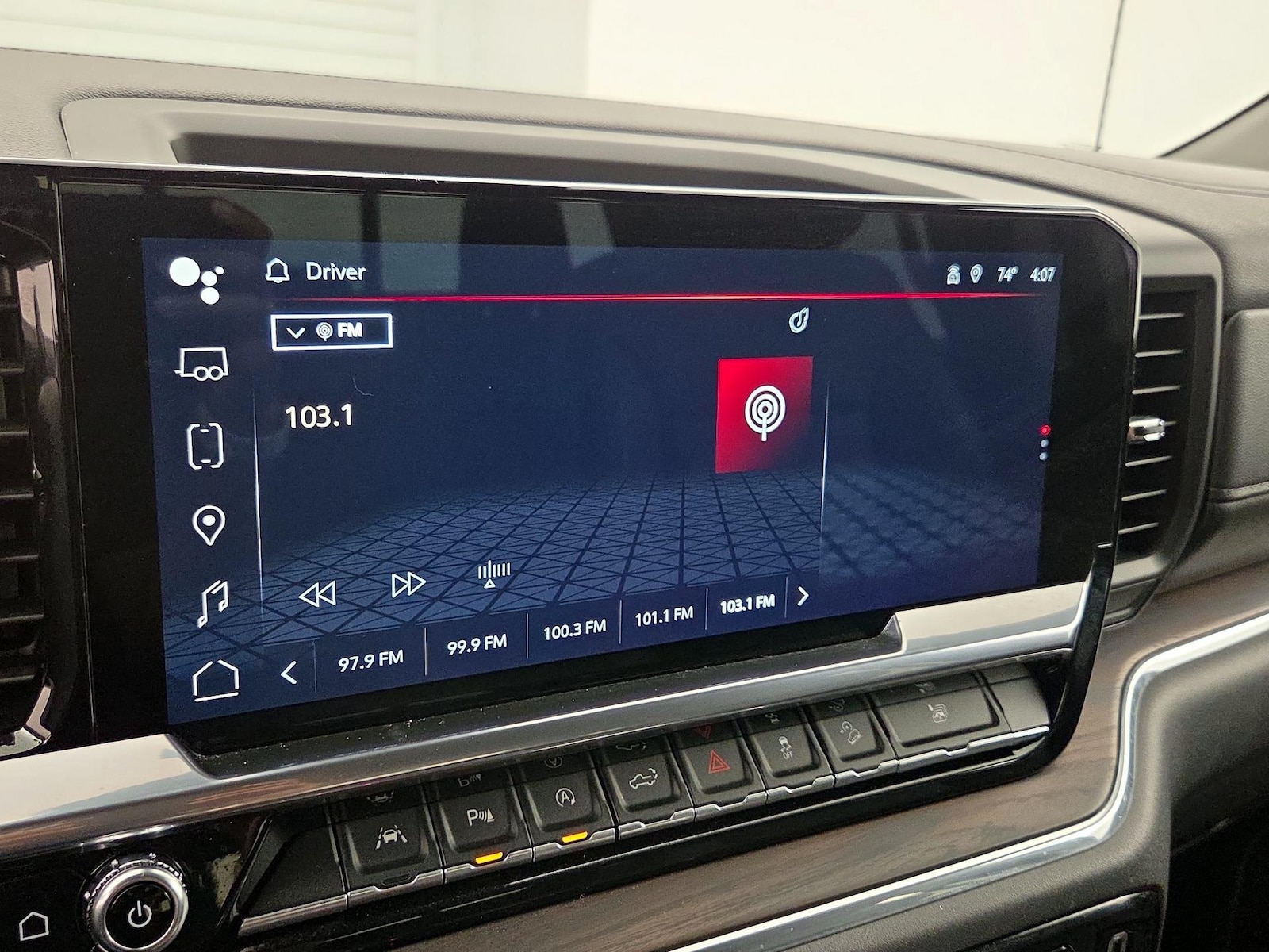2023 GMC Sierra 1500 SLT - Photo 16
