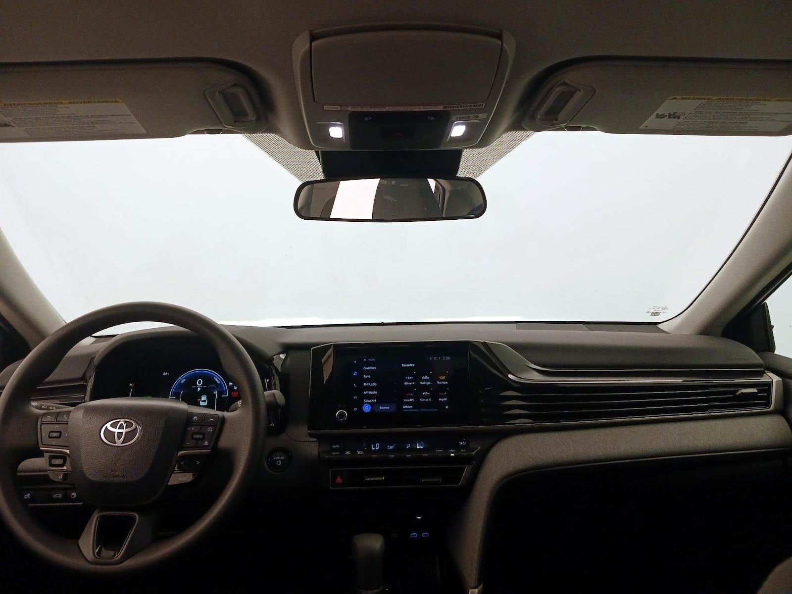 2026 Toyota Camry LE - Photo 10