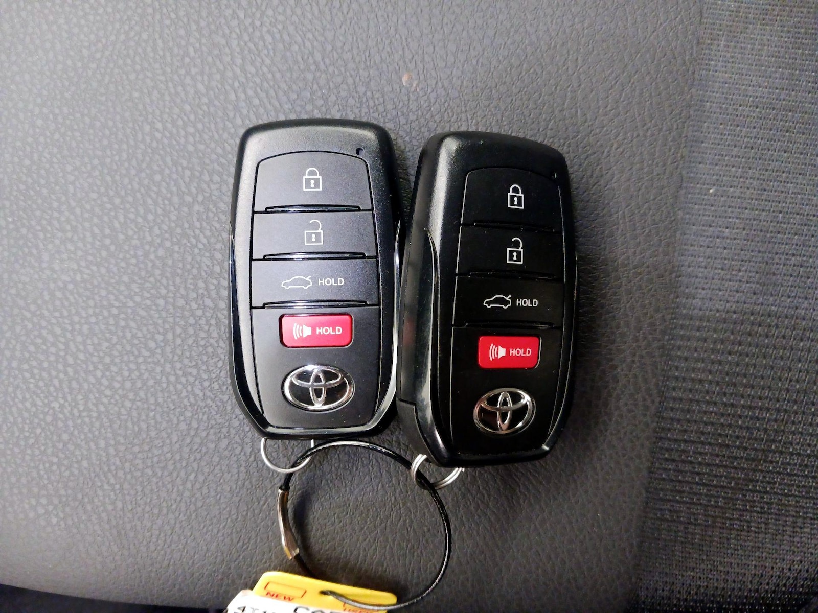 2026 Toyota Camry LE - Photo 23