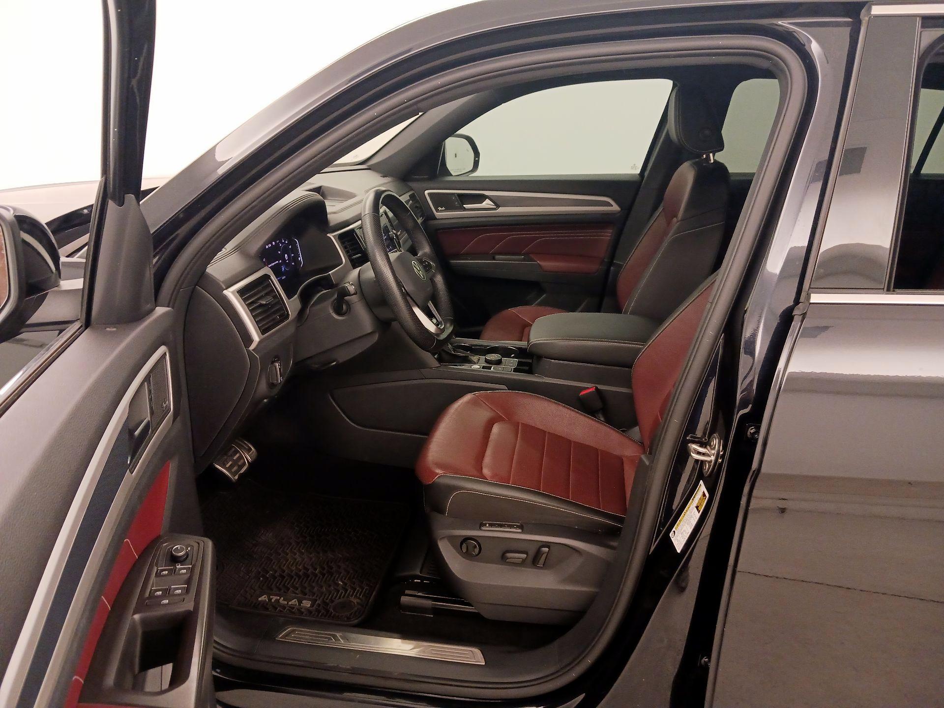 Thumbnail: 2023 Volkswagen Atlas - 11