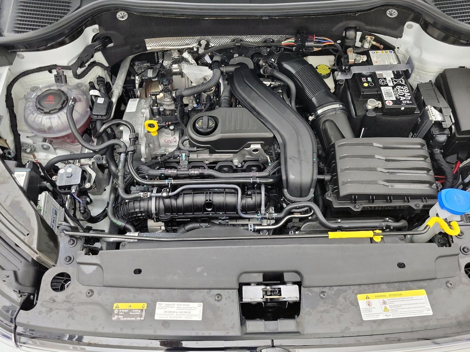 2025 Volkswagen Taos SE Black - Photo 23
