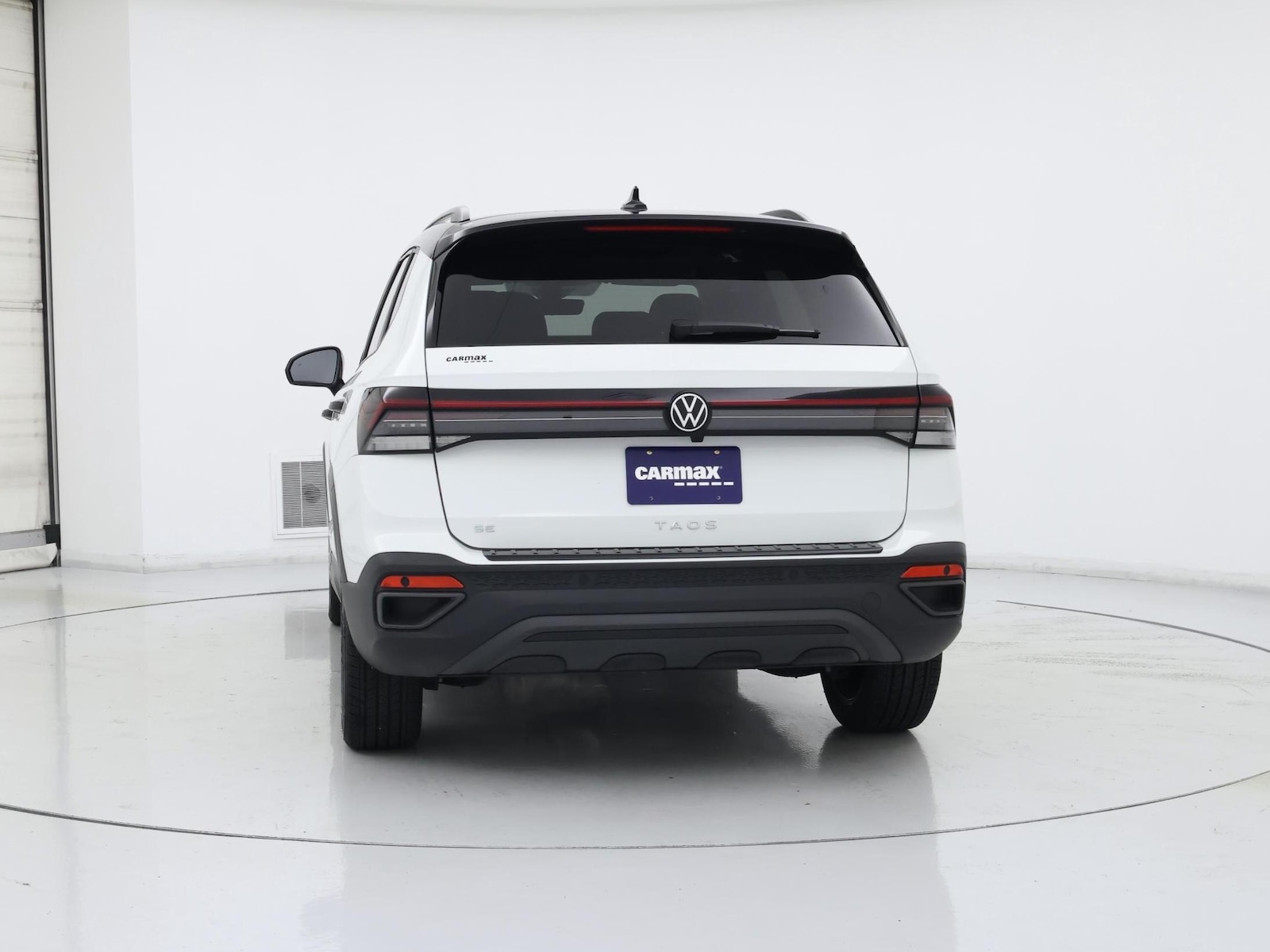 2025 Volkswagen Taos SE Black - Photo 7