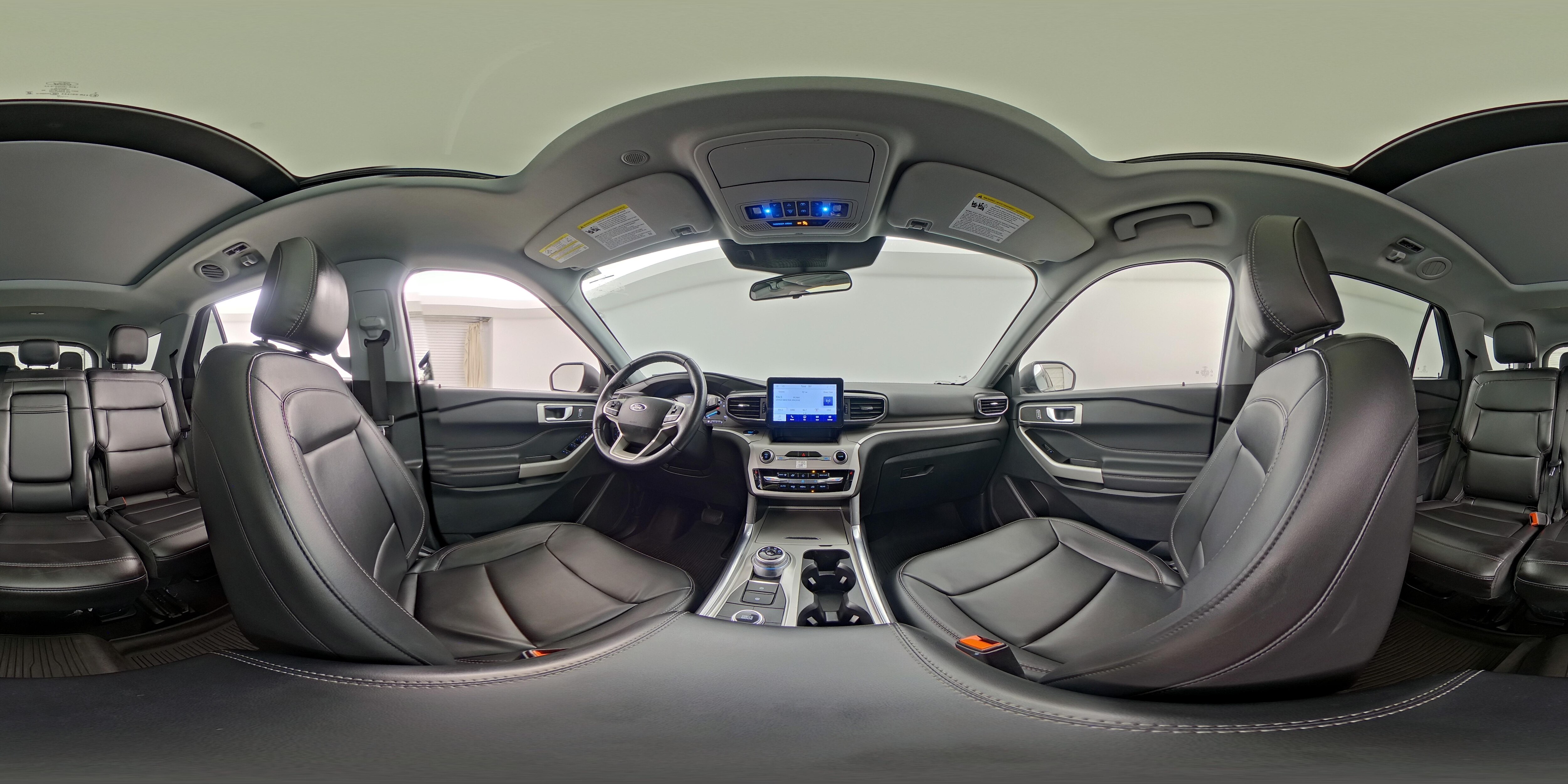 2023 Ford Explorer XLT - Photo 28